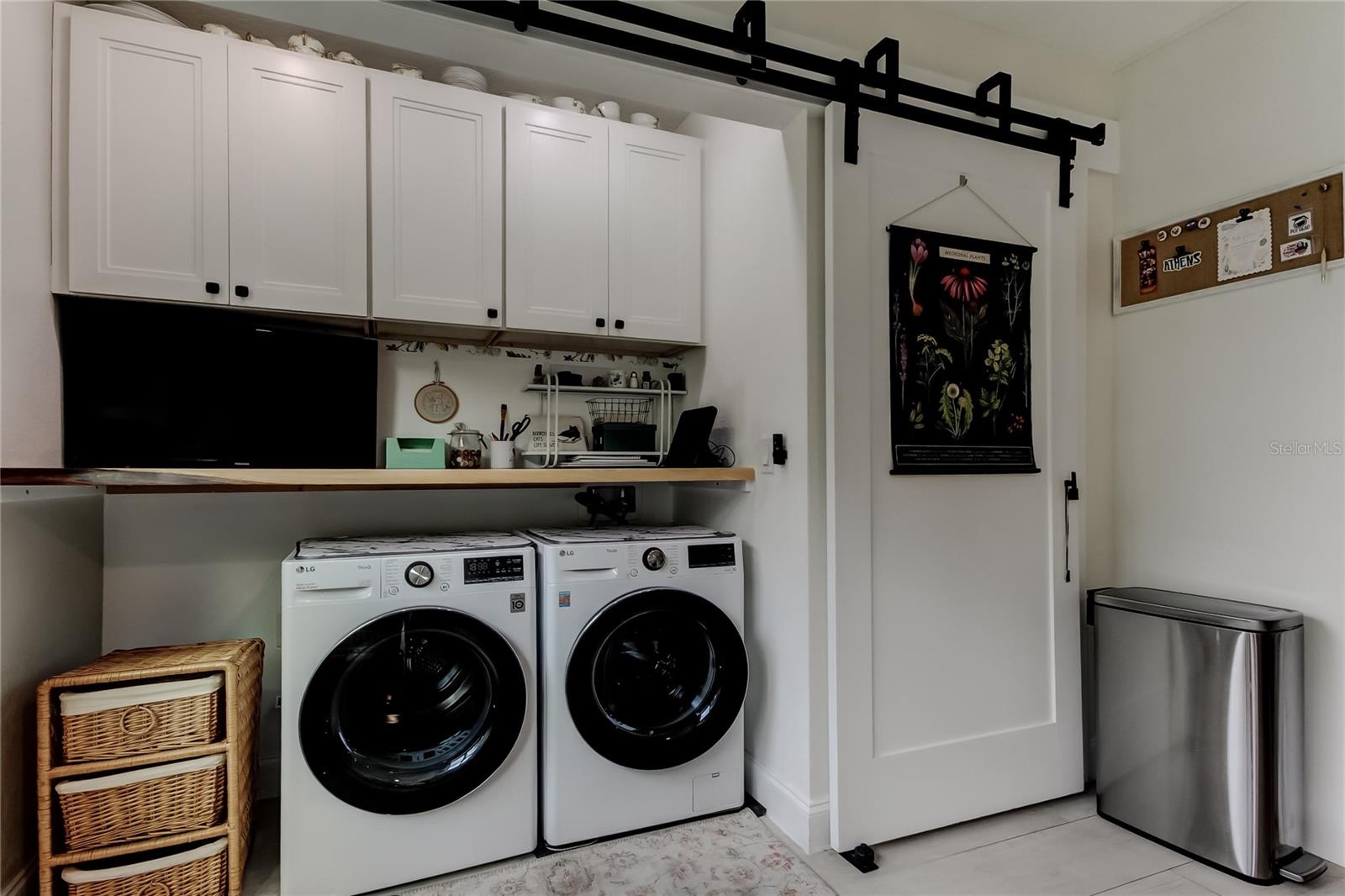 ON TOP OF THE WORLD - Residential