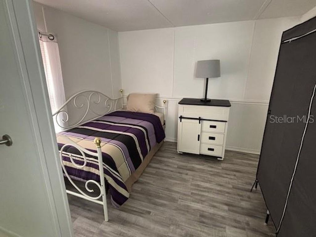 Photo of 605 Sunnyside Drive, Wildwood, FL 34785 (MLS # G5103869)