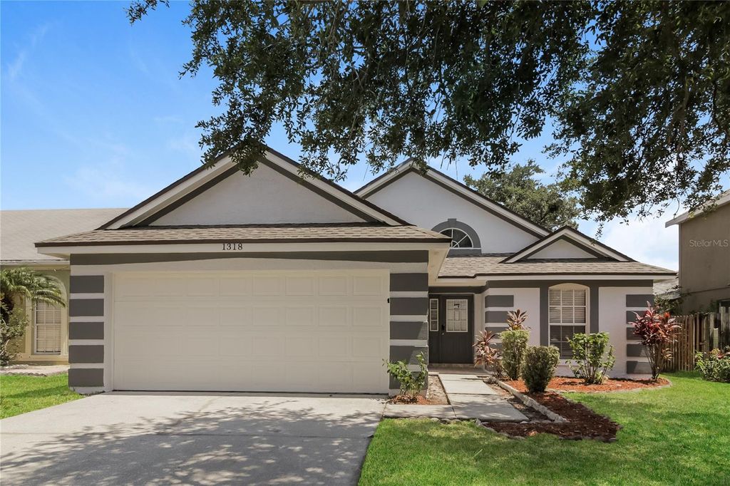 Photo of 1318 Abberton Drive, Orlando, FL 32837 (MLS # O6366832)