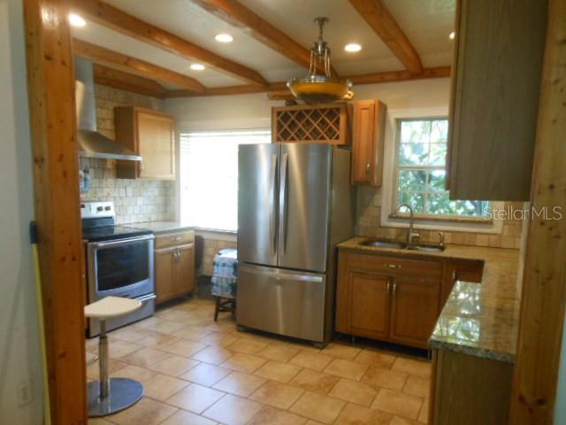 MEADOWS ESTATES - Residential