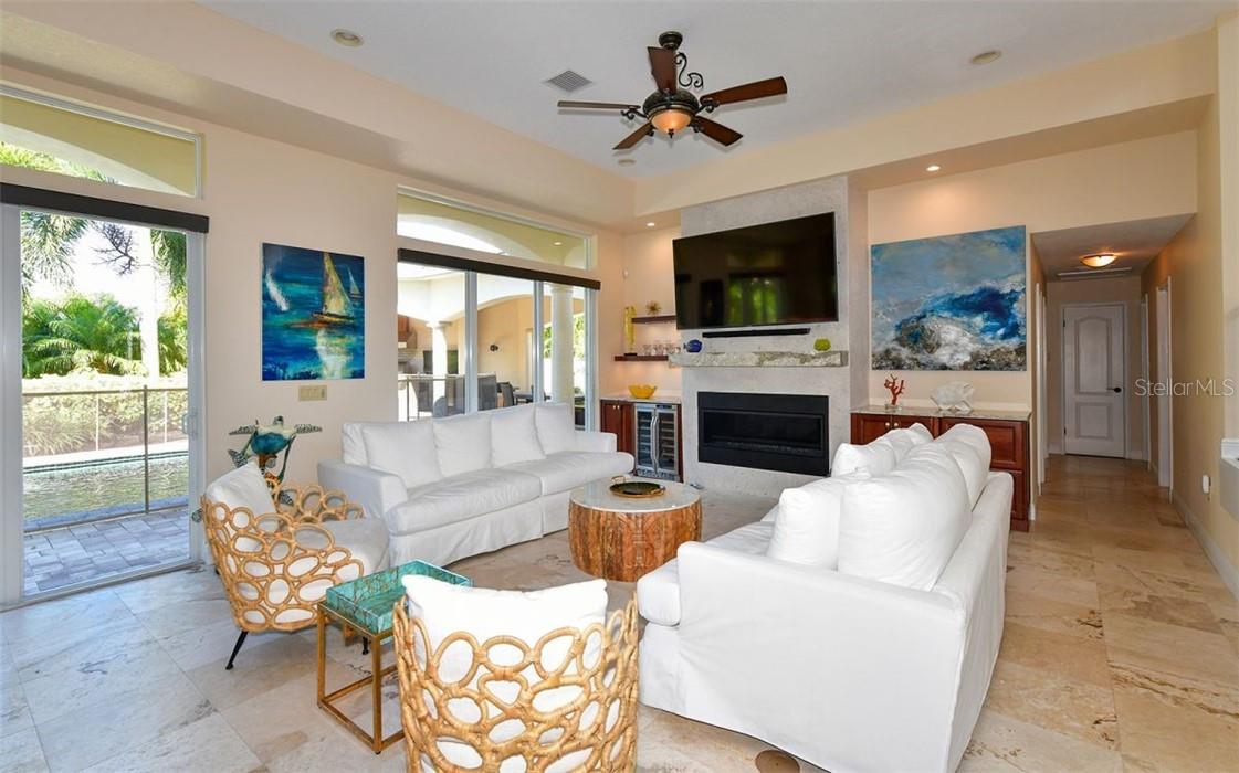 LIDO C - Residential Lease