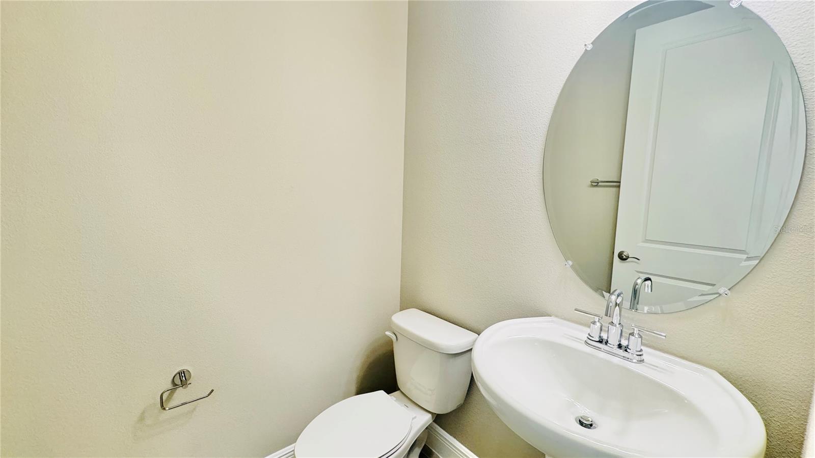 SILVER SPRINGS BUNGALOWS - Residential Lease