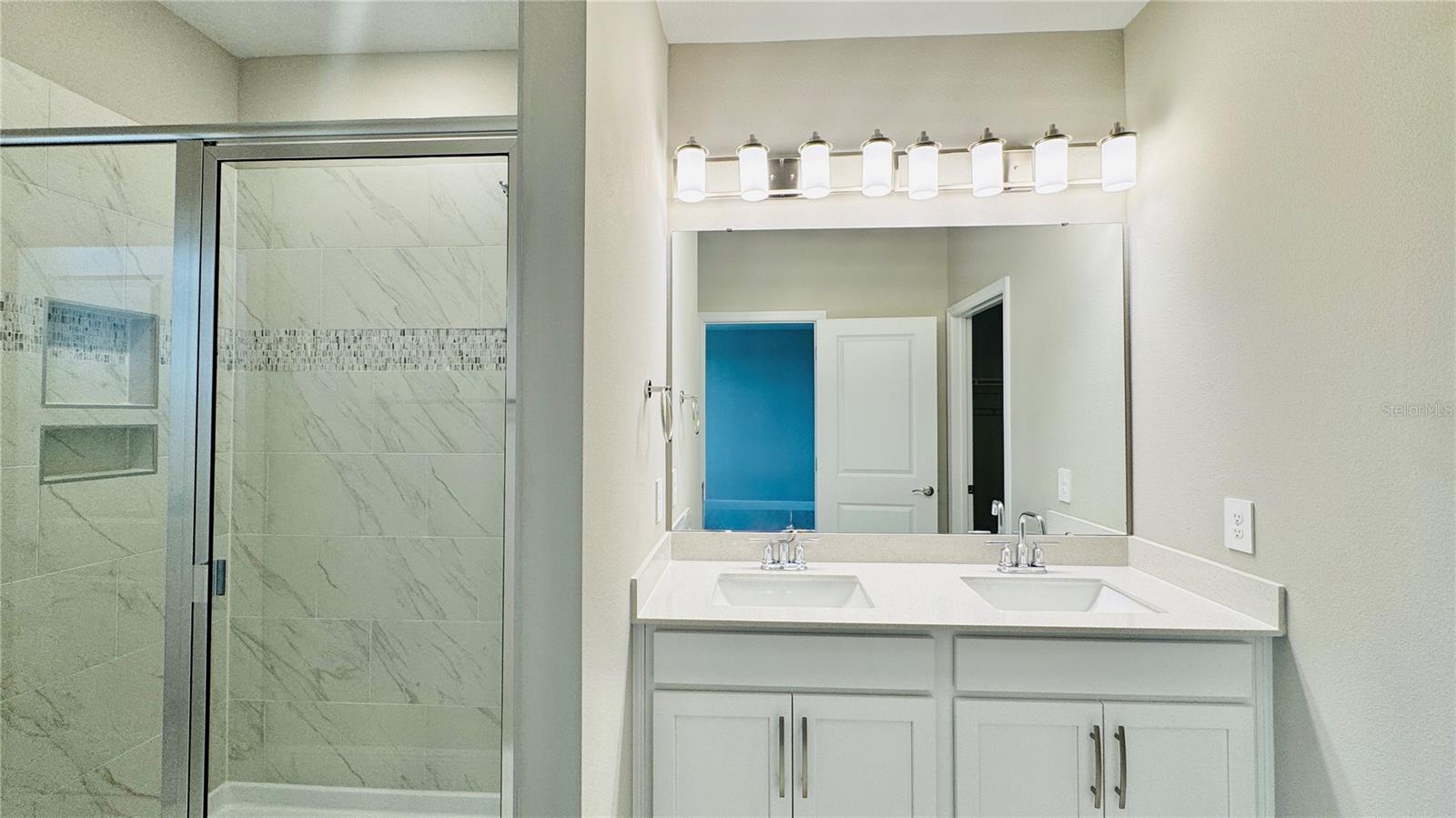 SILVER SPRINGS BUNGALOWS - Residential Lease