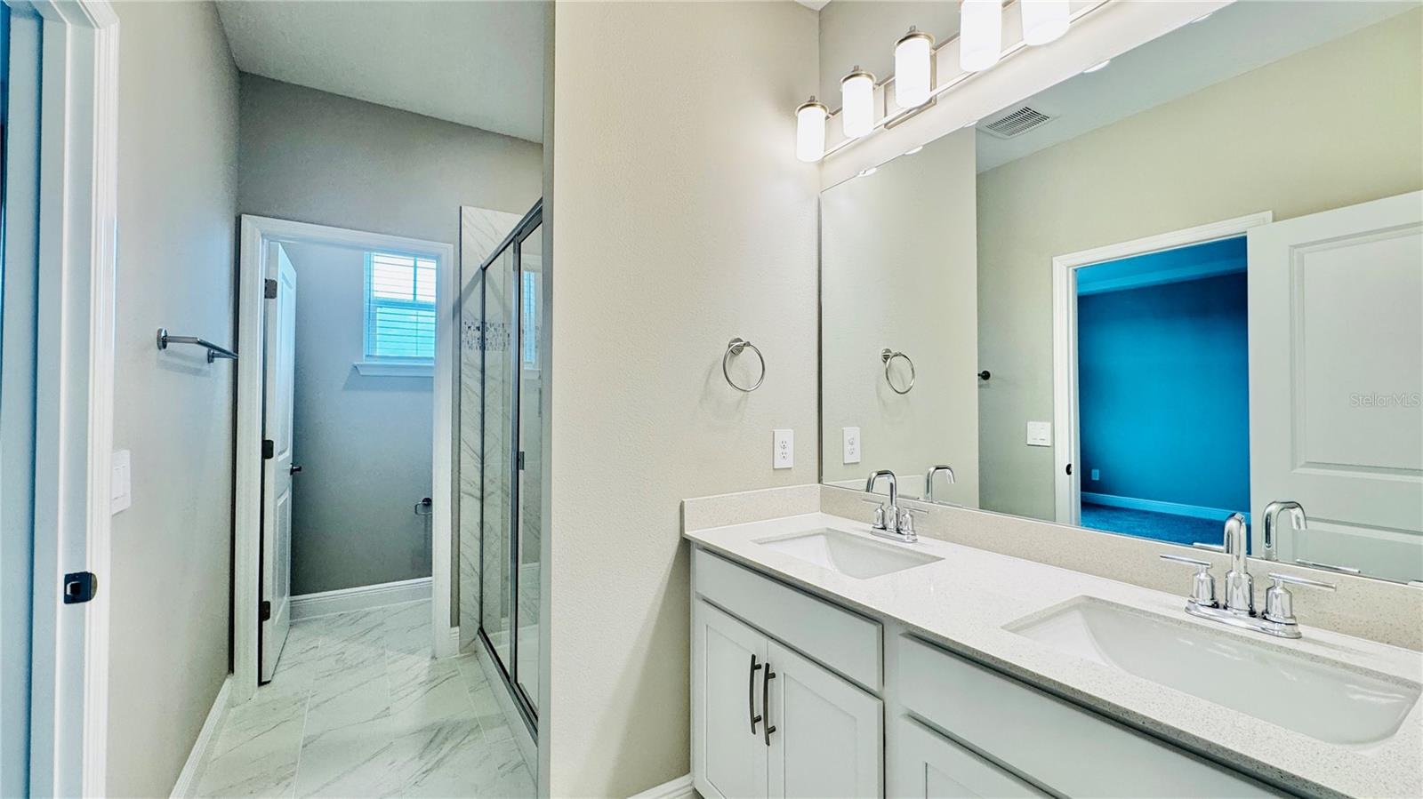 SILVER SPRINGS BUNGALOWS - Residential Lease