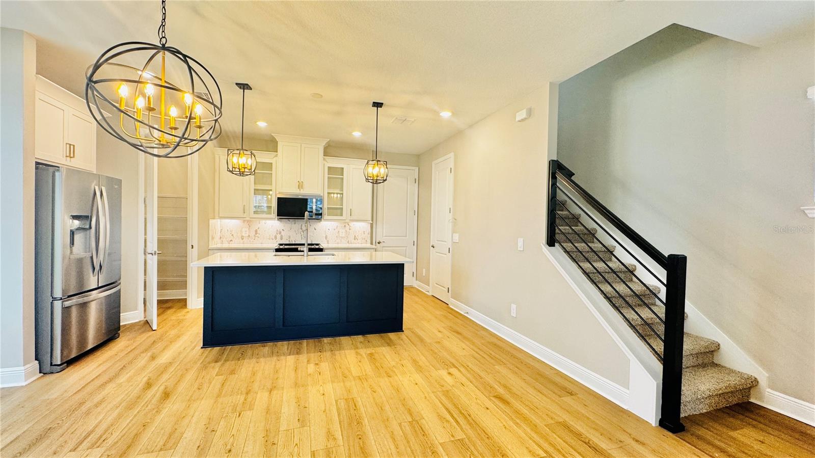 SILVER SPRINGS BUNGALOWS - Residential Lease