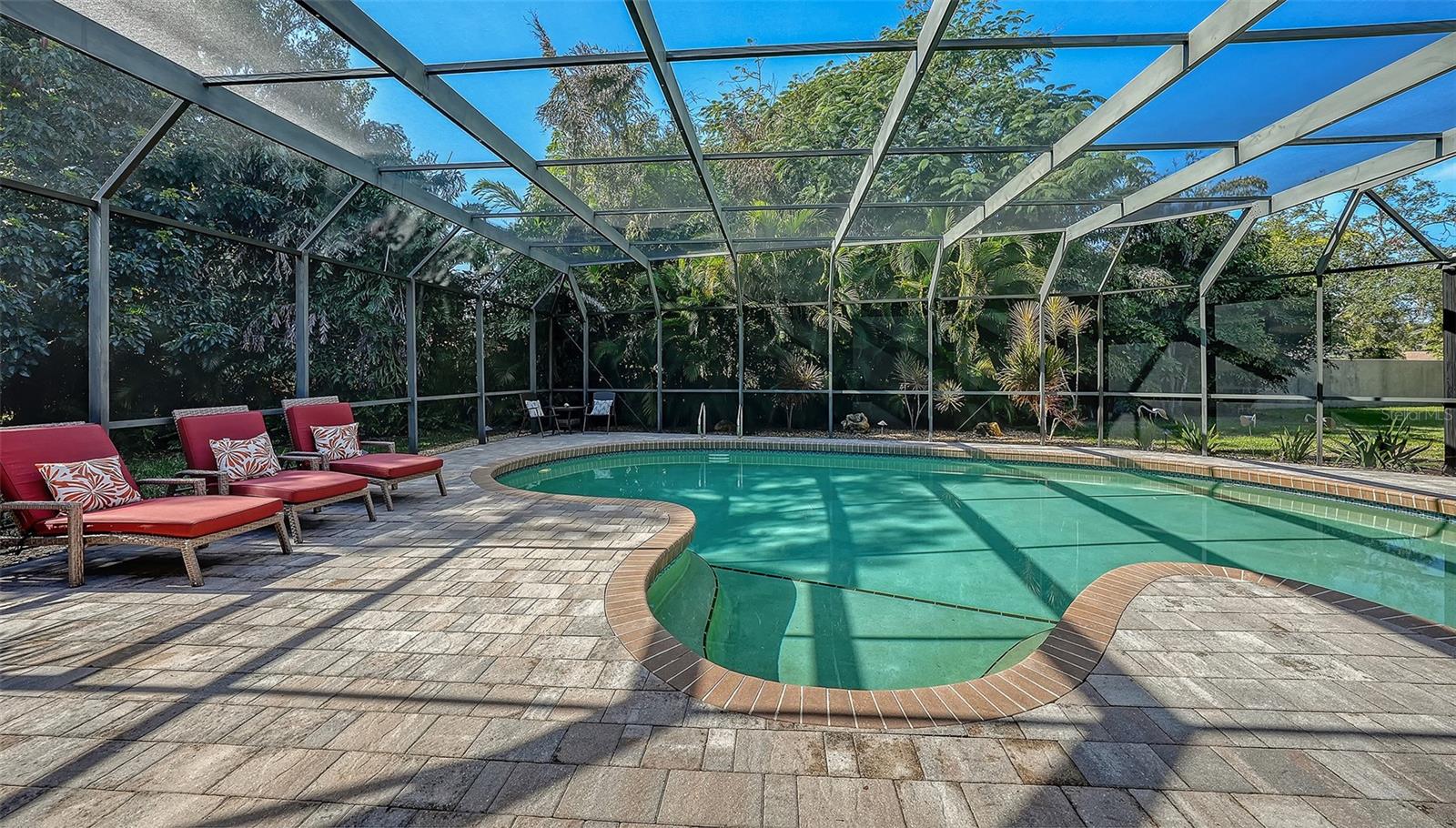 THE LANDINGS - Residential