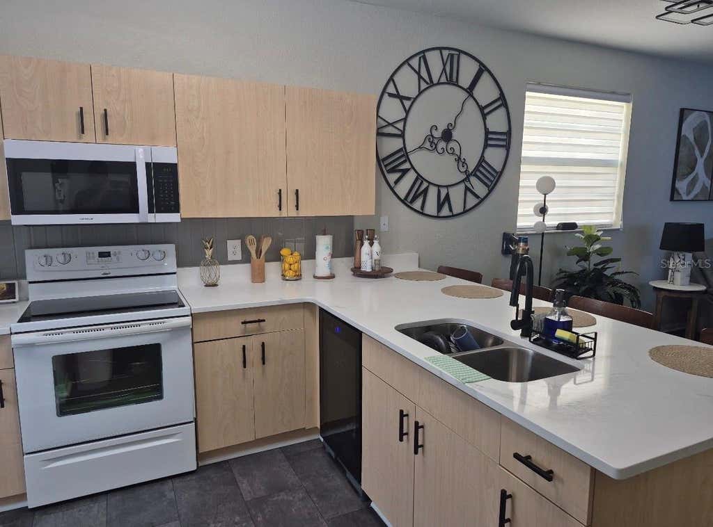 Photo of 6102 Lake Marion Golf Resort, Kissimmee, FL 34759 (MLS # O6418833)
