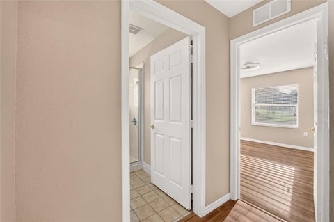 Tiny photo for 11474 SW 69th Cir, Ocala, FL 34476 (MLS # OM733257)