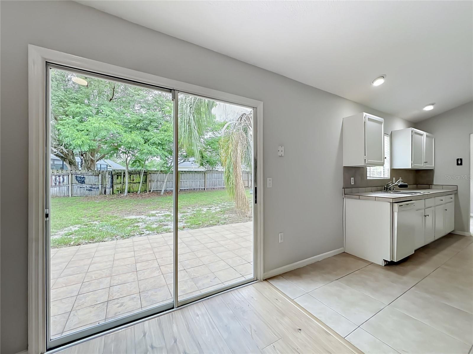 MIDDLETON OAKS - Residential