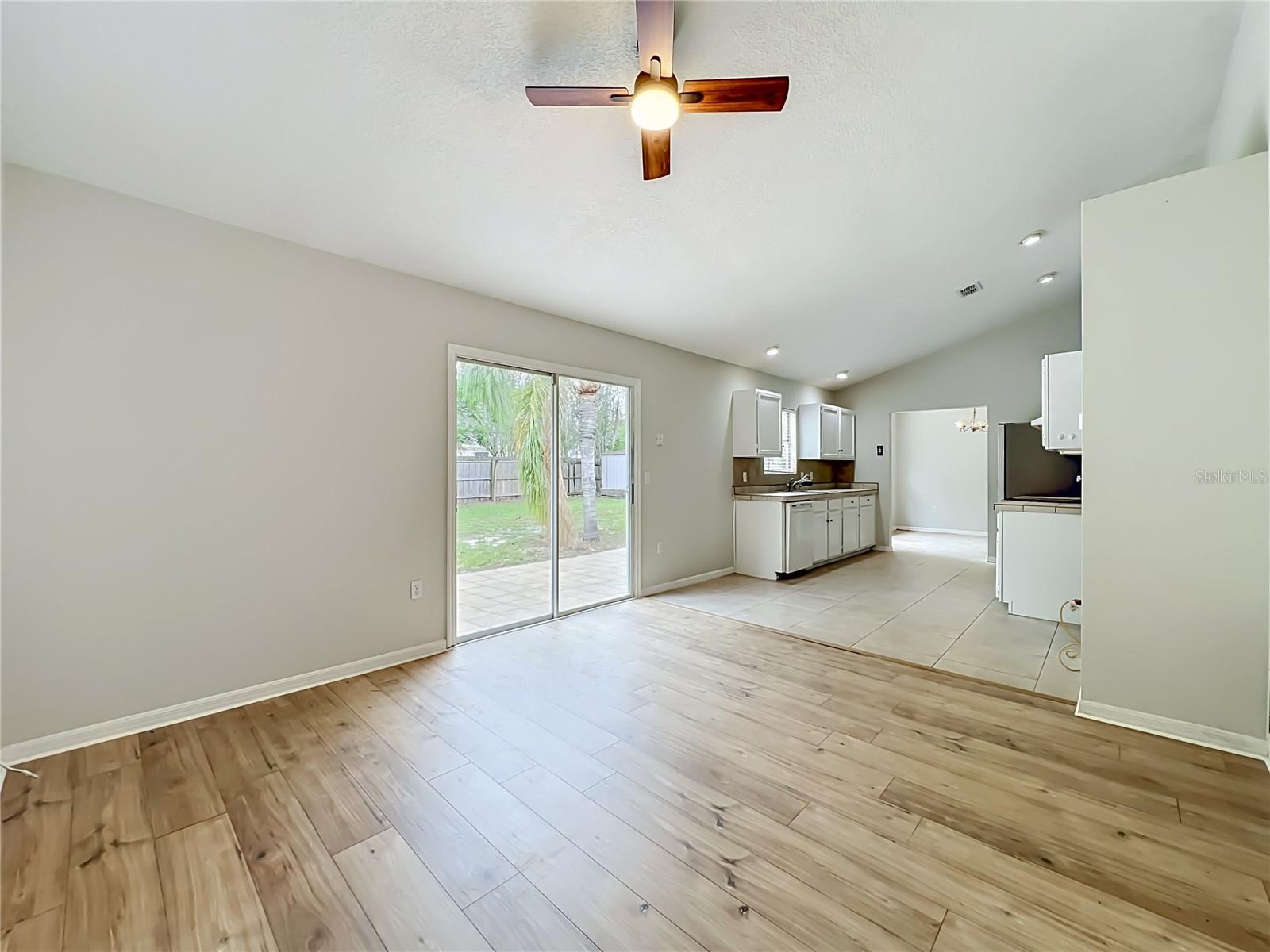 MIDDLETON OAKS - Residential