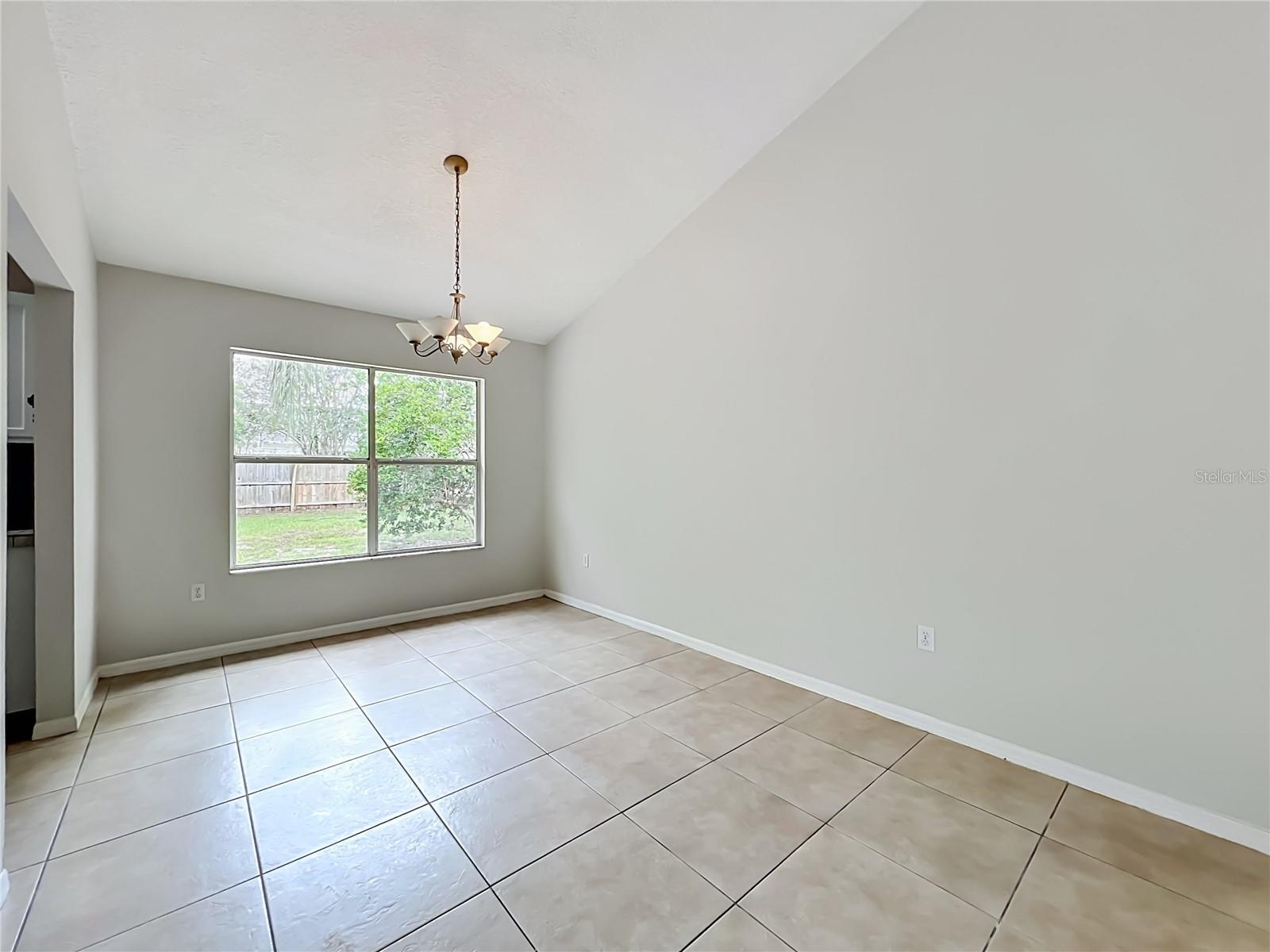 MIDDLETON OAKS - Residential