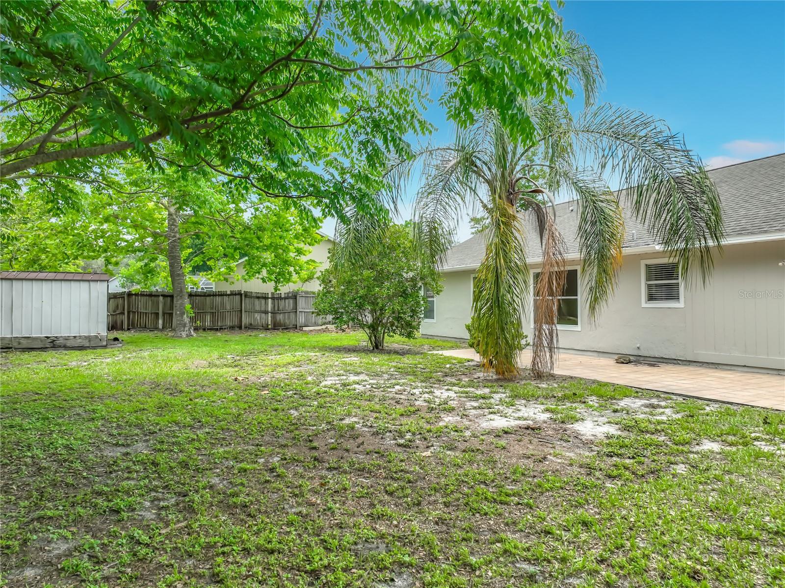 MIDDLETON OAKS - Residential