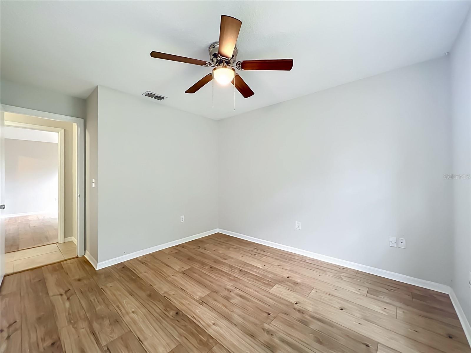 MIDDLETON OAKS - Residential
