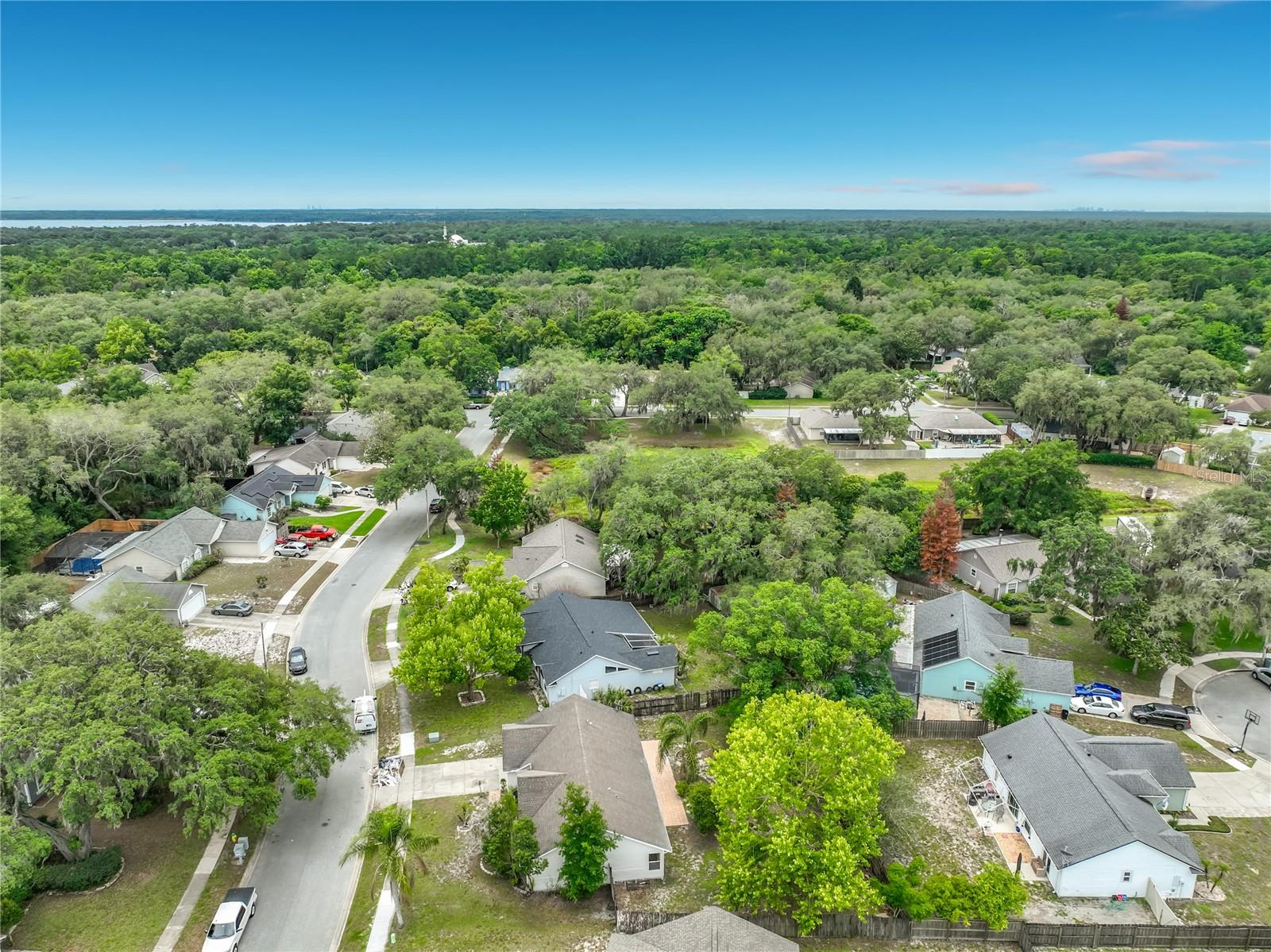 MIDDLETON OAKS - Residential