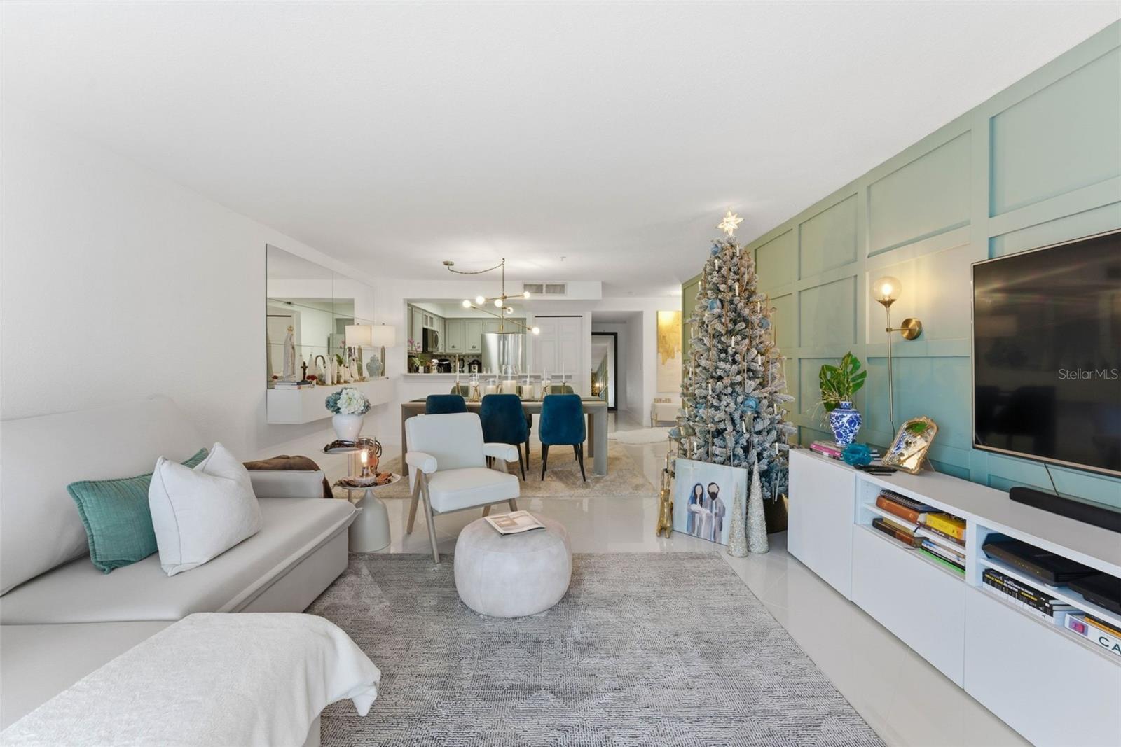 AUDUBON VLS/HUNTERS CRK CONDO - Residential