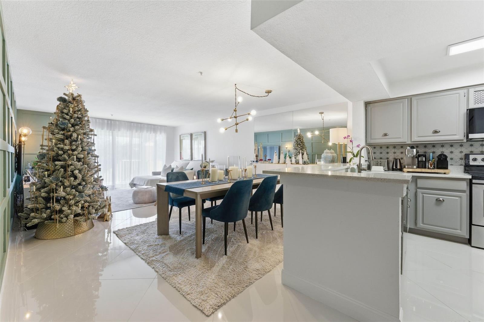 AUDUBON VLS/HUNTERS CRK CONDO - Residential