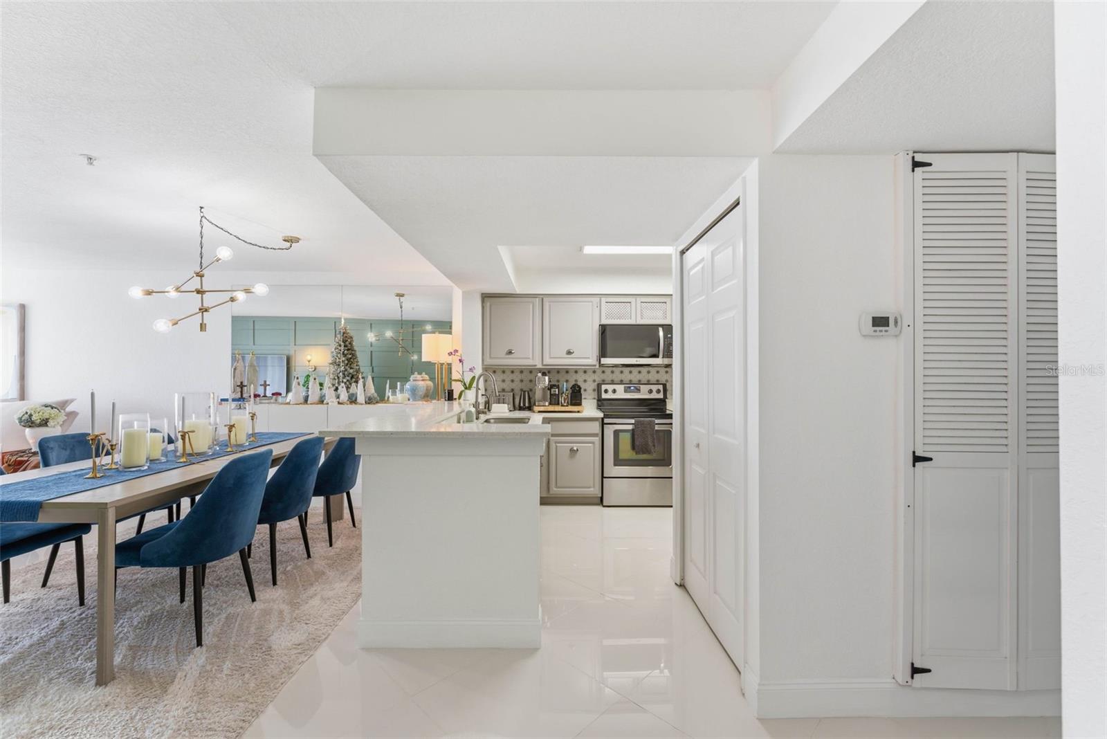 AUDUBON VLS/HUNTERS CRK CONDO - Residential