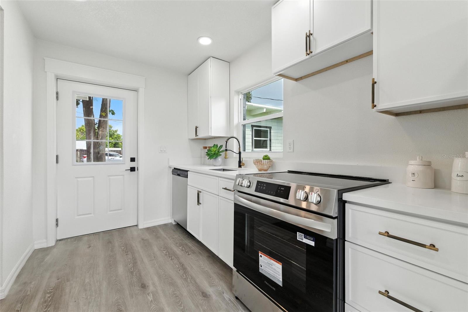 MOUNT WASHINGTON 1ST SEC - Residential Income