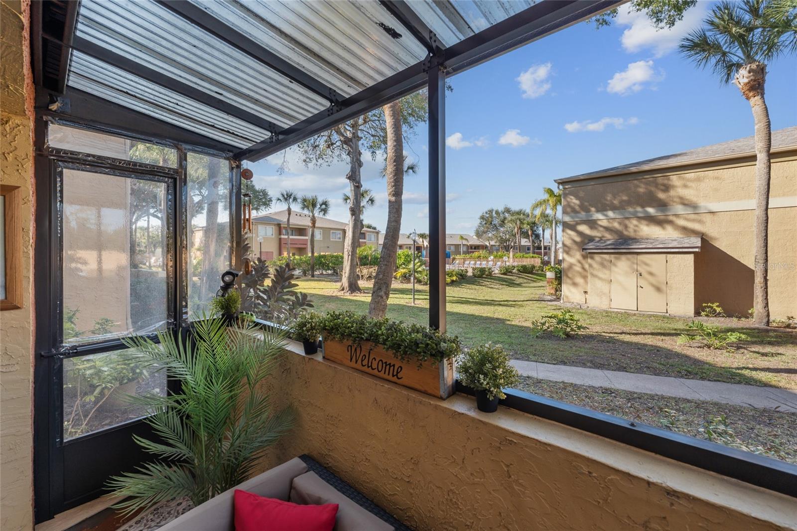 OXFORD SQUARE CONDO - Residential