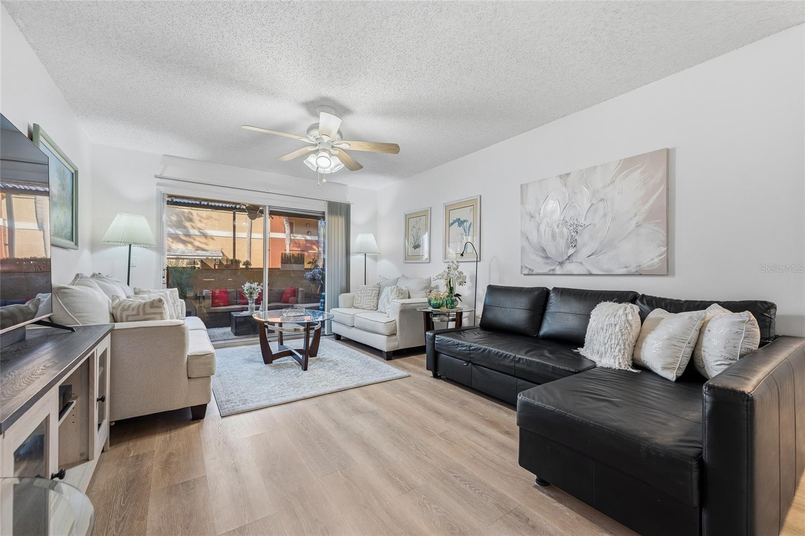 OXFORD SQUARE CONDO - Residential