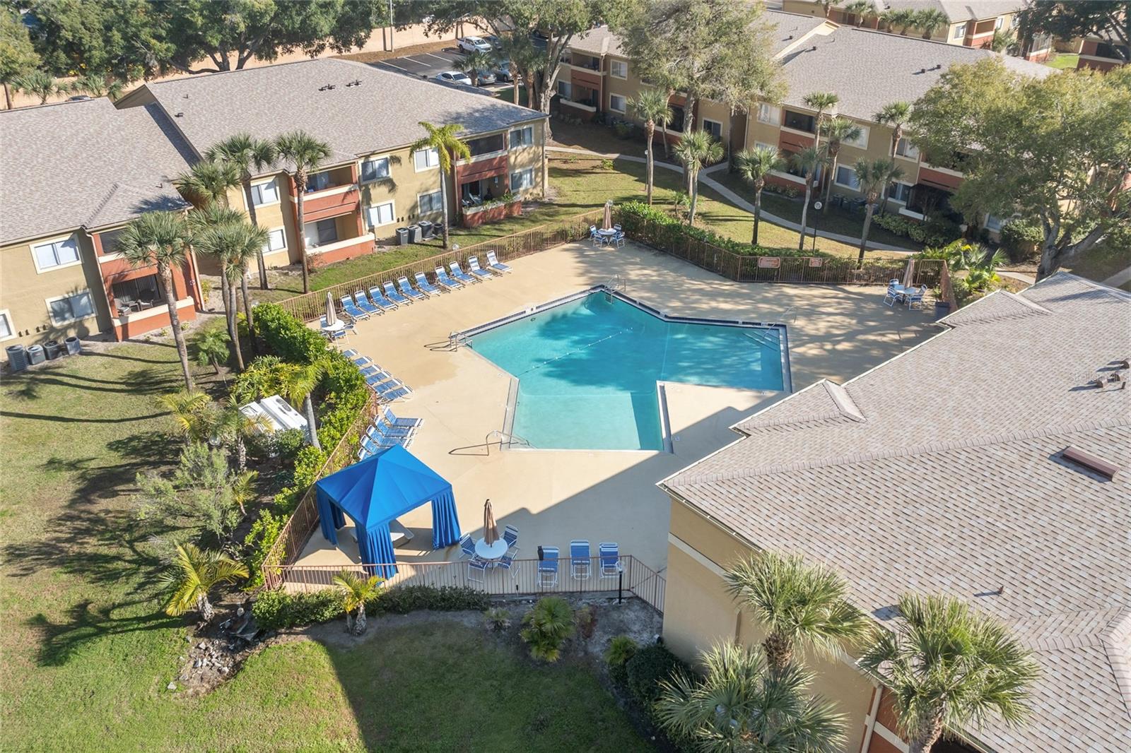 OXFORD SQUARE CONDO - Residential