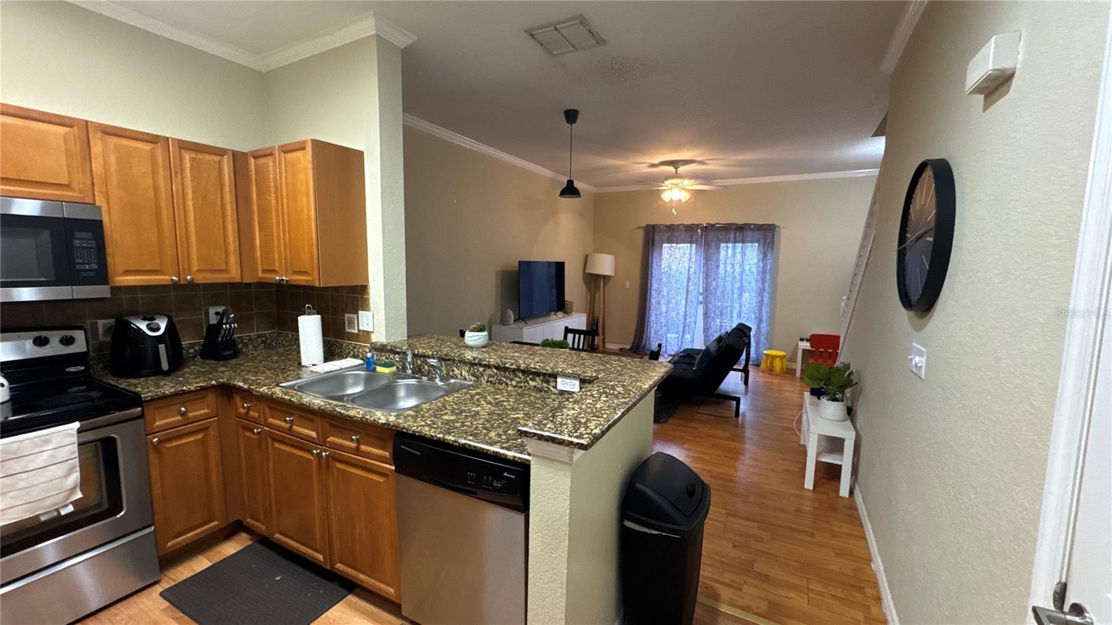2519 LANCIEN COURT 5