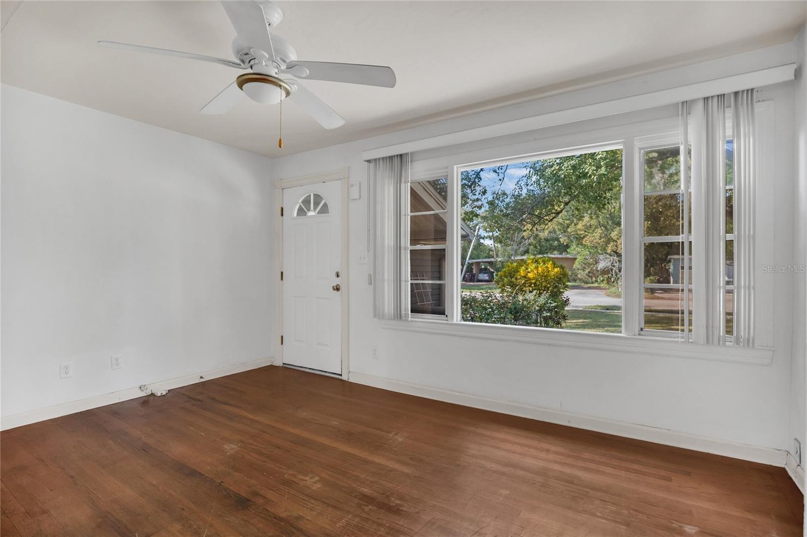 LAKESHORE SUB - Residential