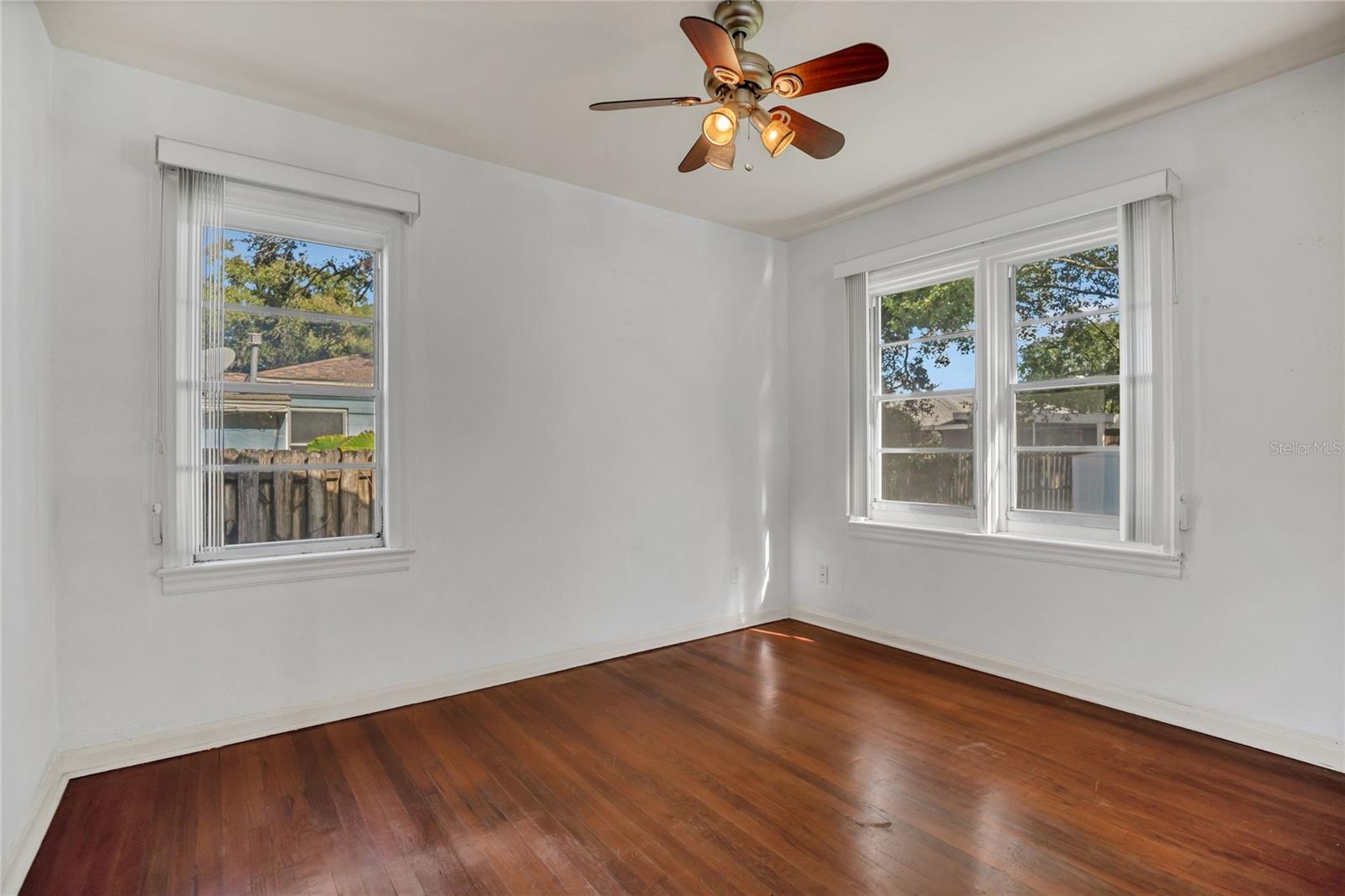 LAKESHORE SUB - Residential