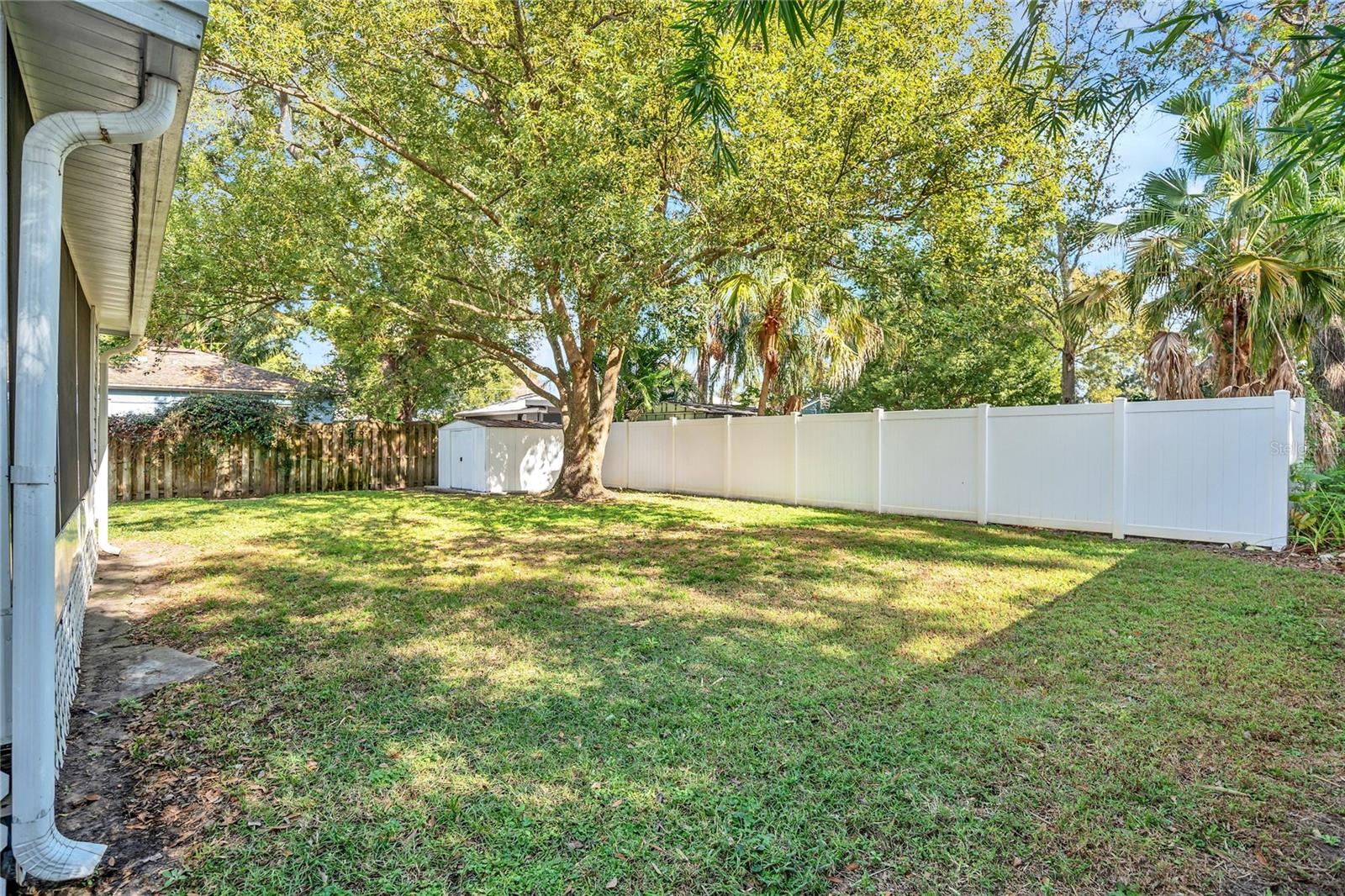 LAKESHORE SUB - Residential