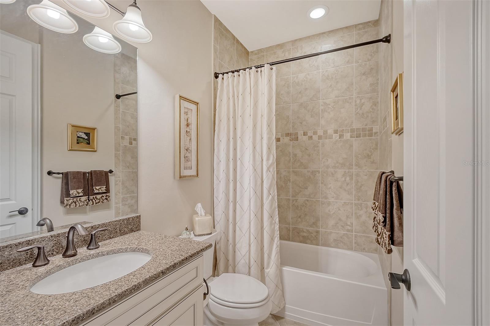 SANDHILL PRESERVE - Residential