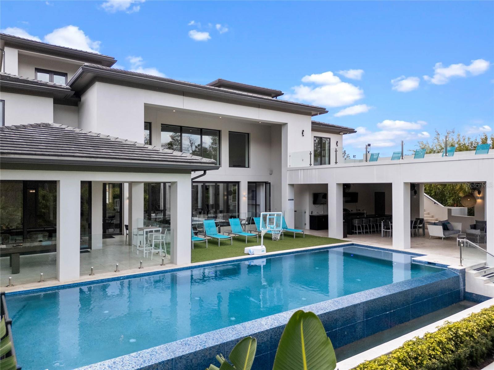 REUNION WEST VILLAGE 3B - Residential