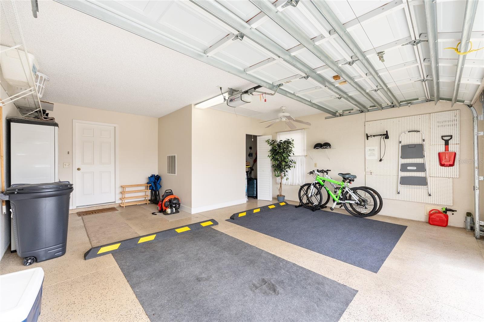 VILLAGES OF SUMTER UNIT 34 - Residential