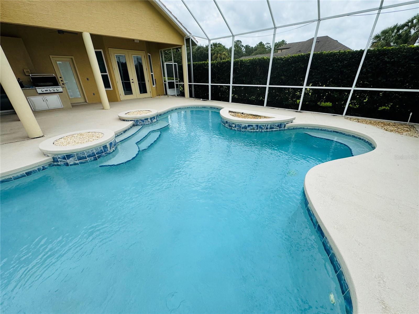 LIONSPAW TR G - Residential
