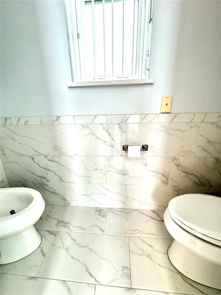 LIONSPAW TR G - Residential