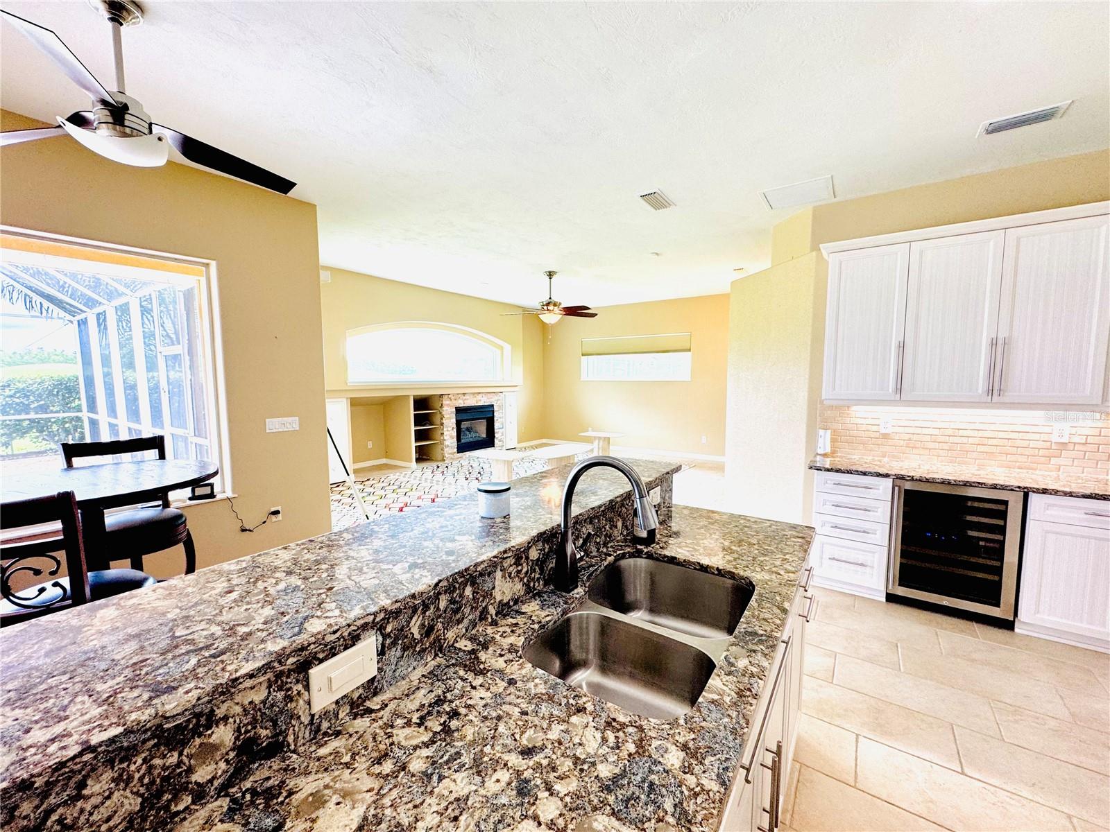 LIONSPAW TR G - Residential
