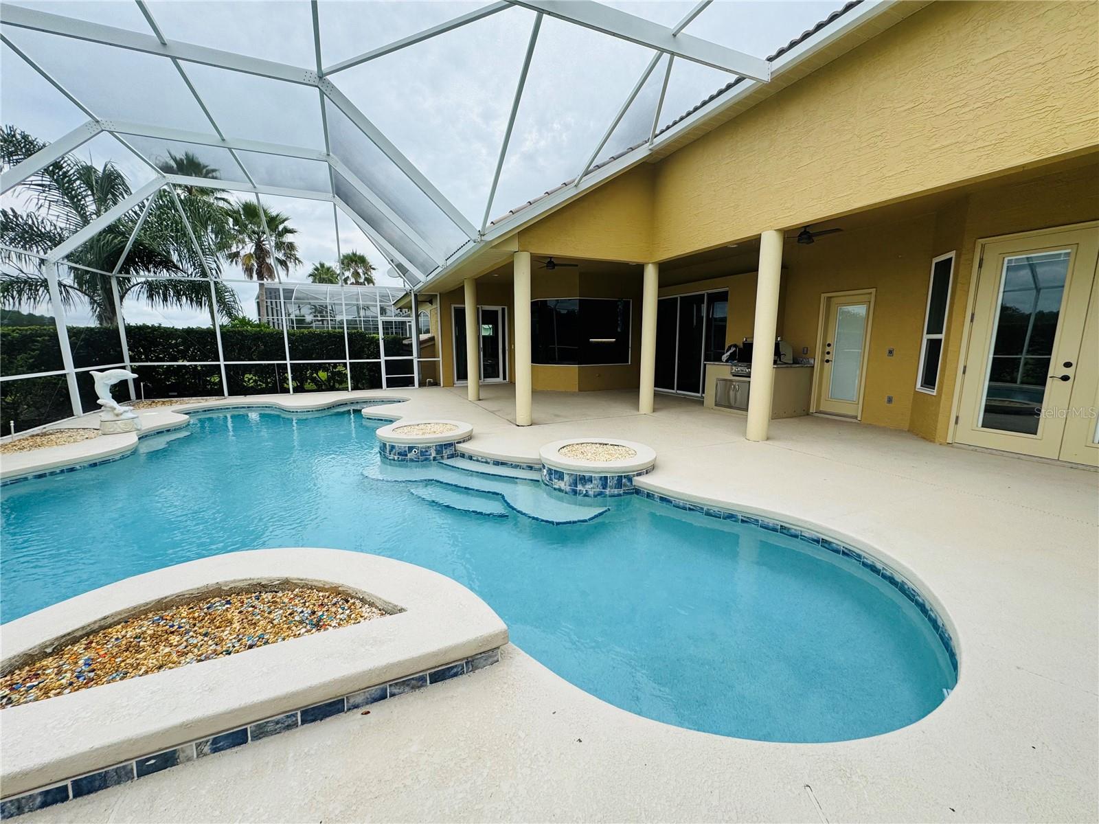 LIONSPAW TR G - Residential