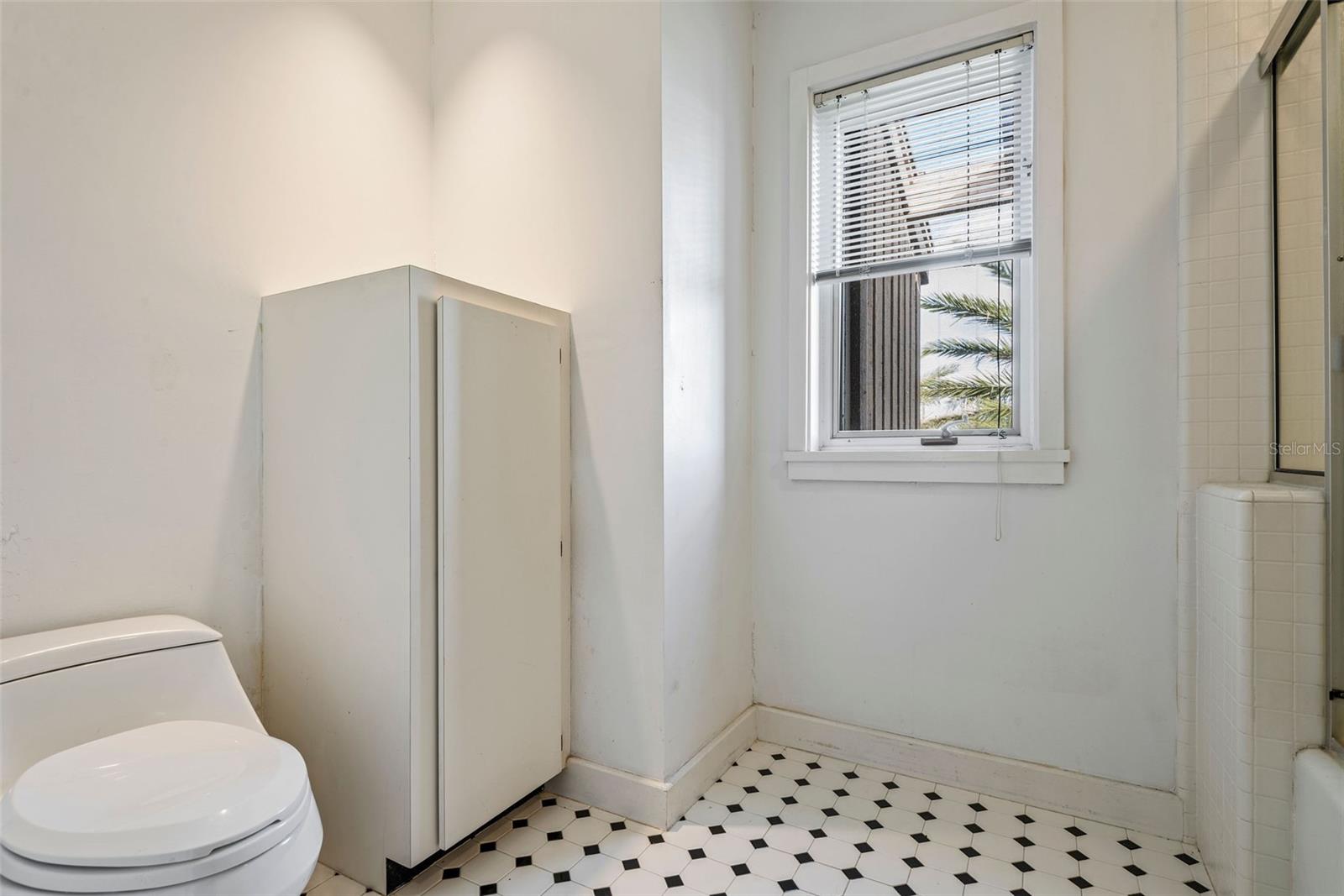 BELLEAIR BEACH UNIT 1 UNREC - Residential