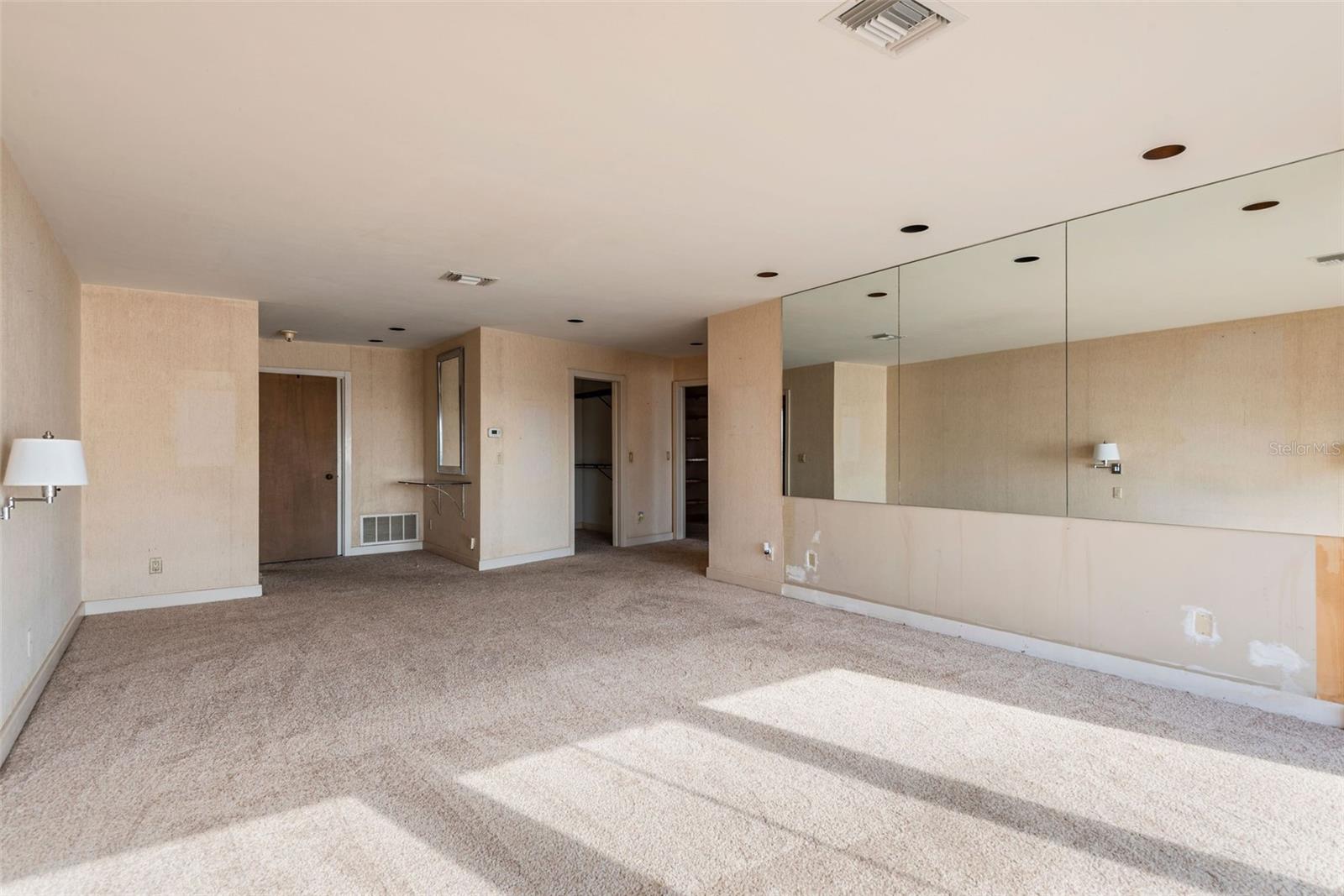 BELLEAIR BEACH UNIT 1 UNREC - Residential