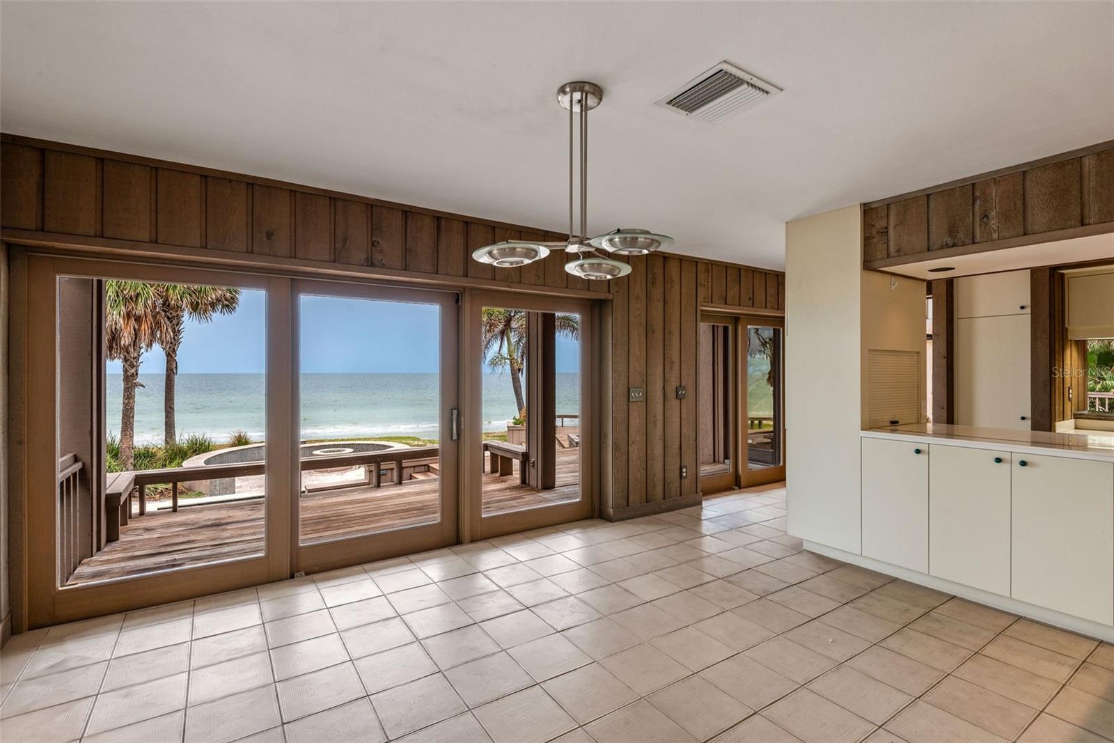 BELLEAIR BEACH UNIT 1 UNREC - Residential
