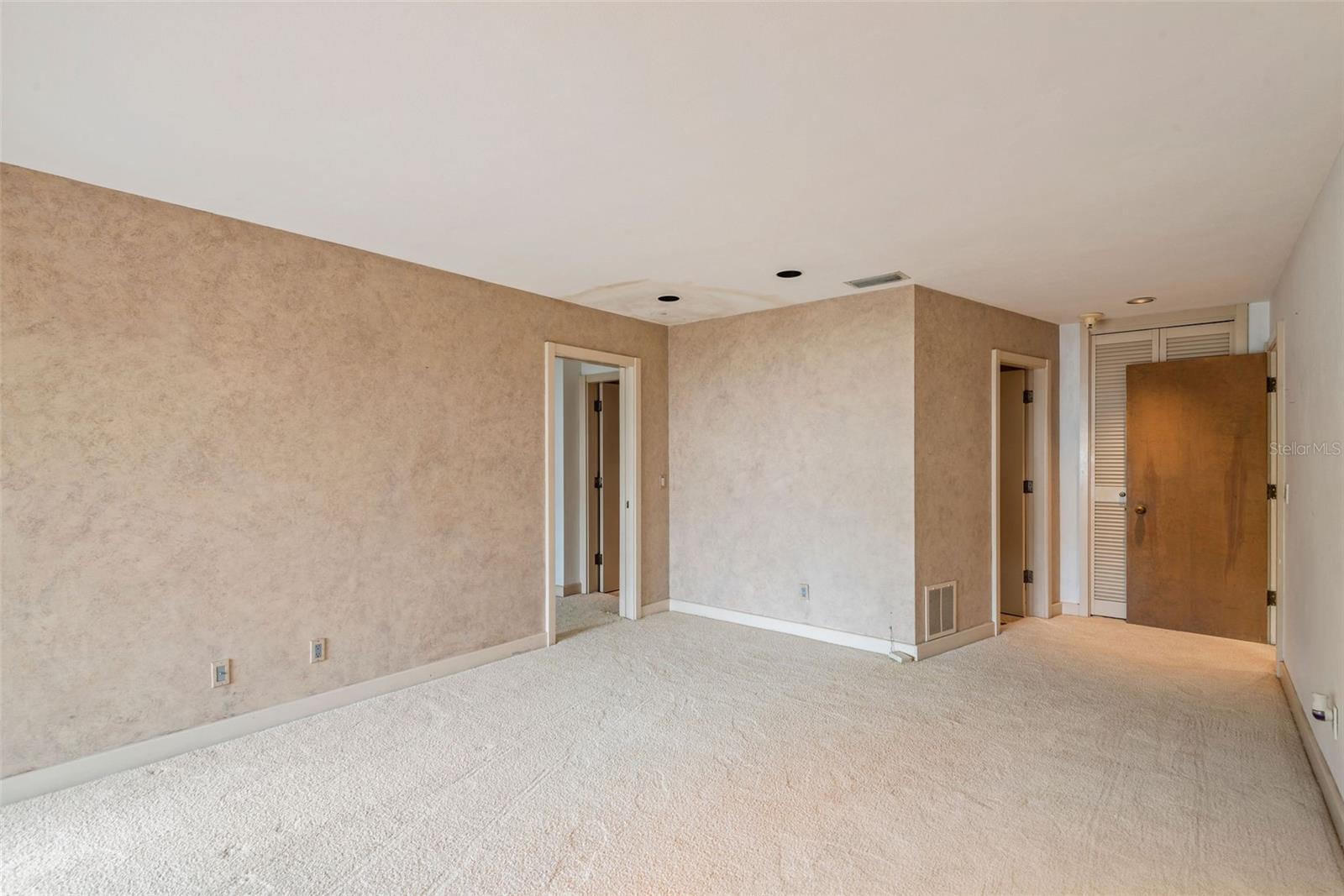 BELLEAIR BEACH UNIT 1 UNREC - Residential