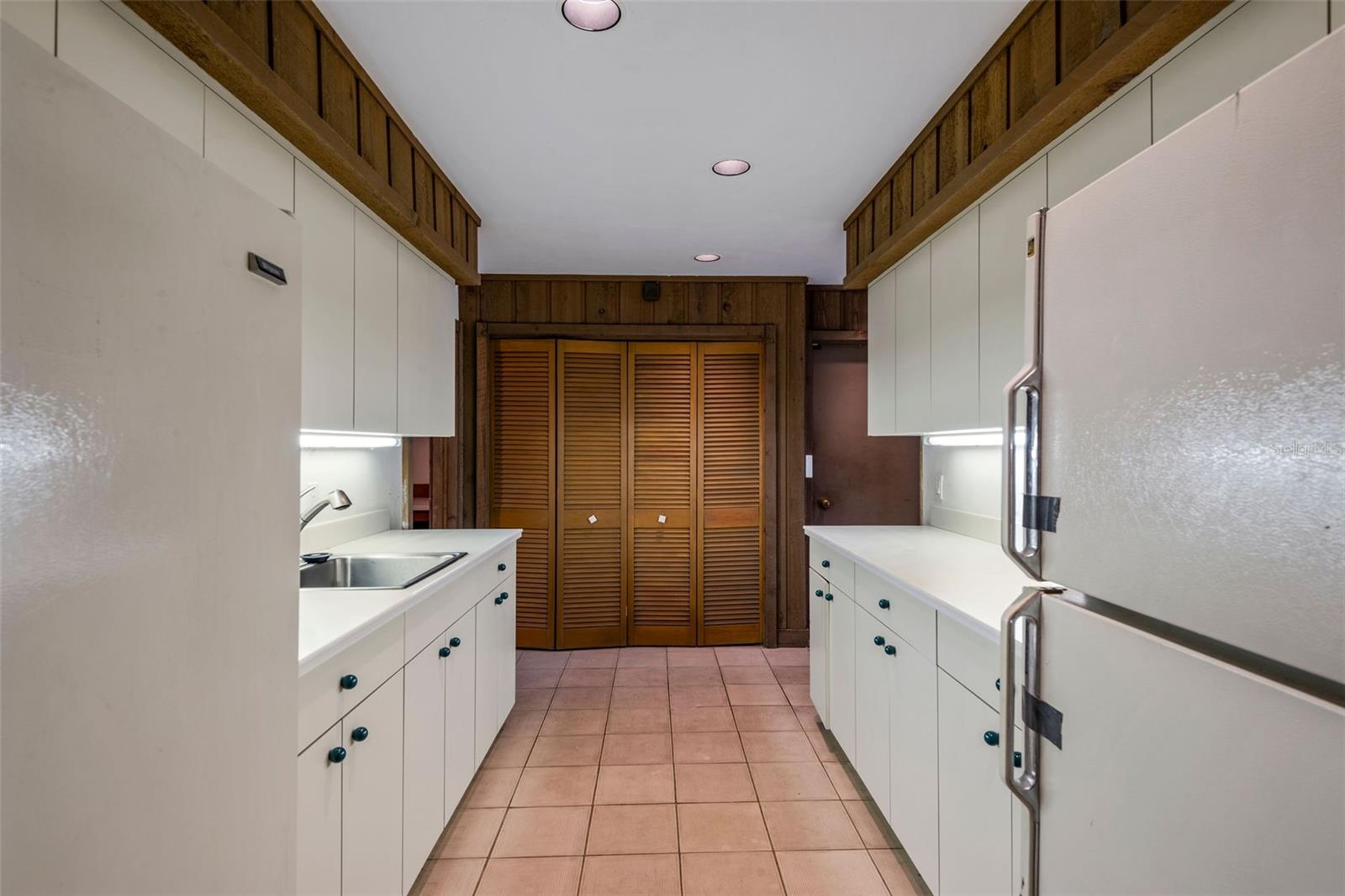 BELLEAIR BEACH UNIT 1 UNREC - Residential