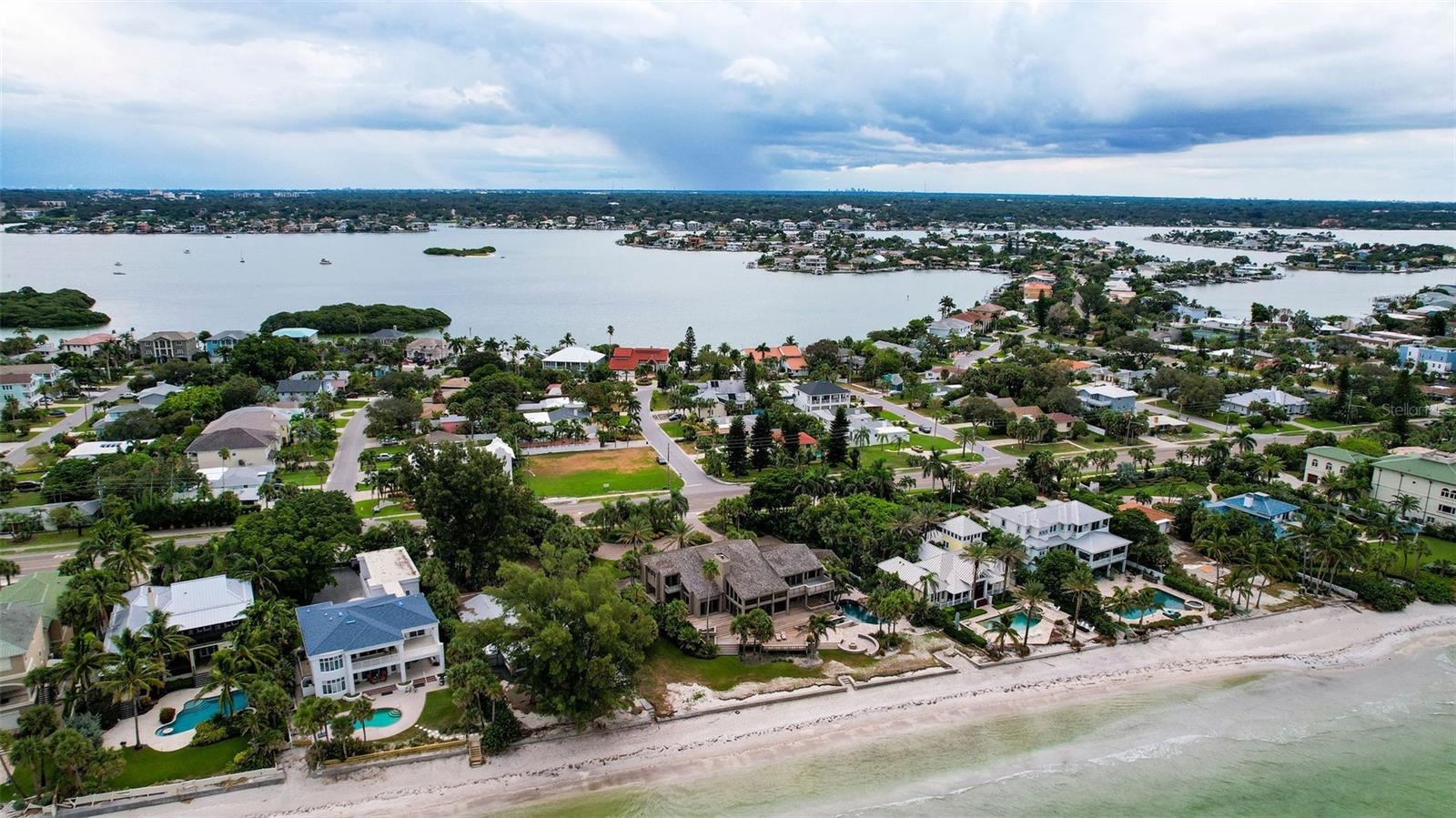BELLEAIR BEACH UNIT 1 UNREC - Residential