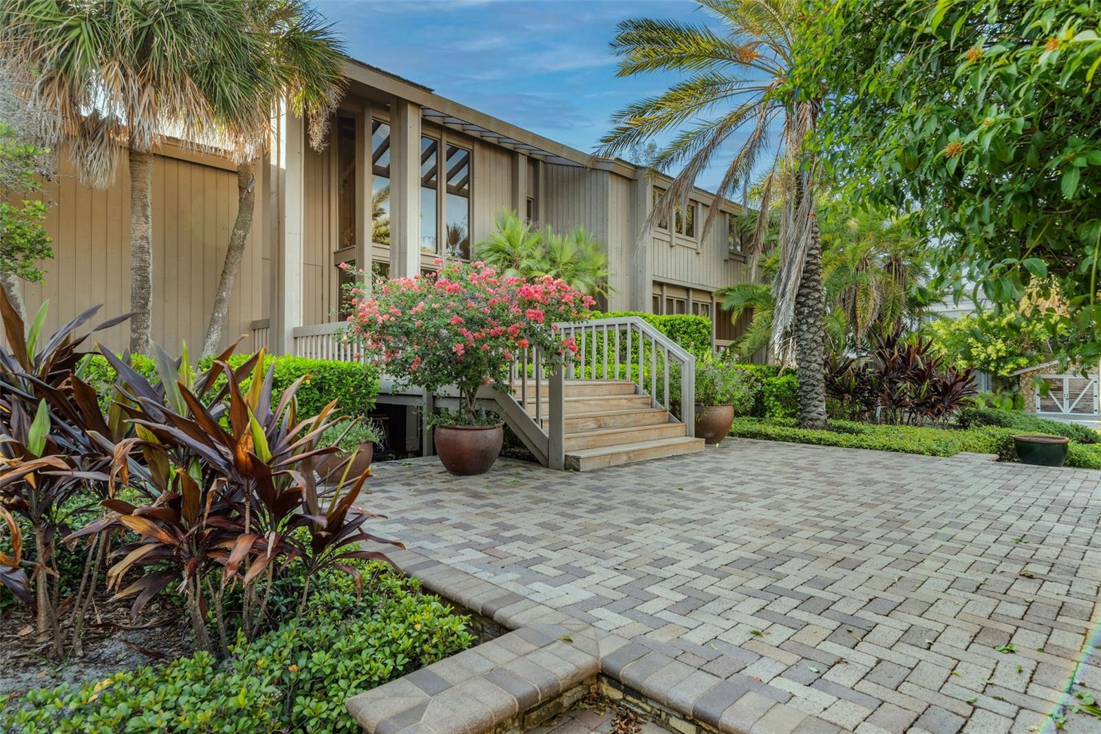 BELLEAIR BEACH UNIT 1 UNREC - Residential