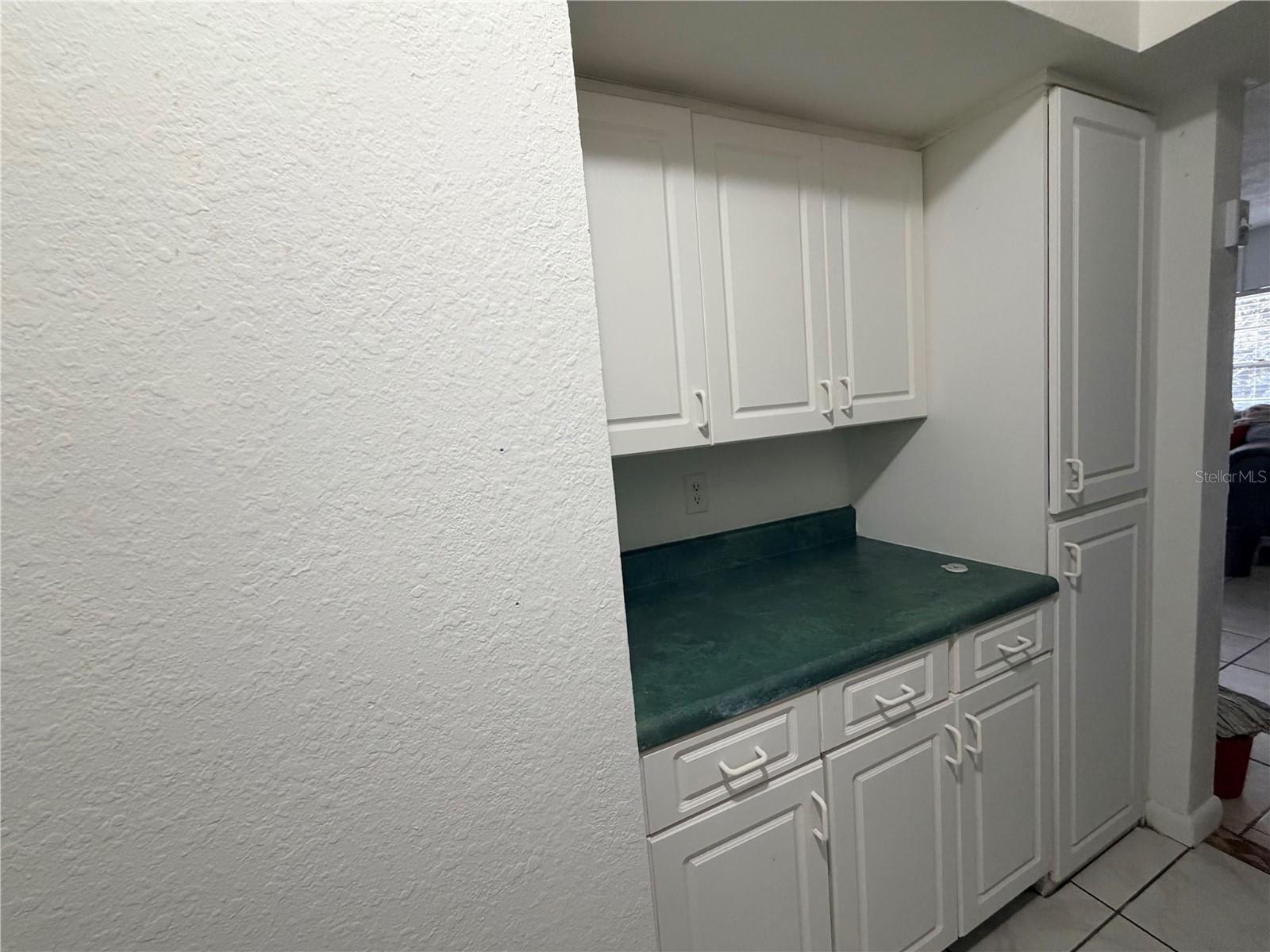 PLAZA DE LAS FUENTES CONDO - Residential