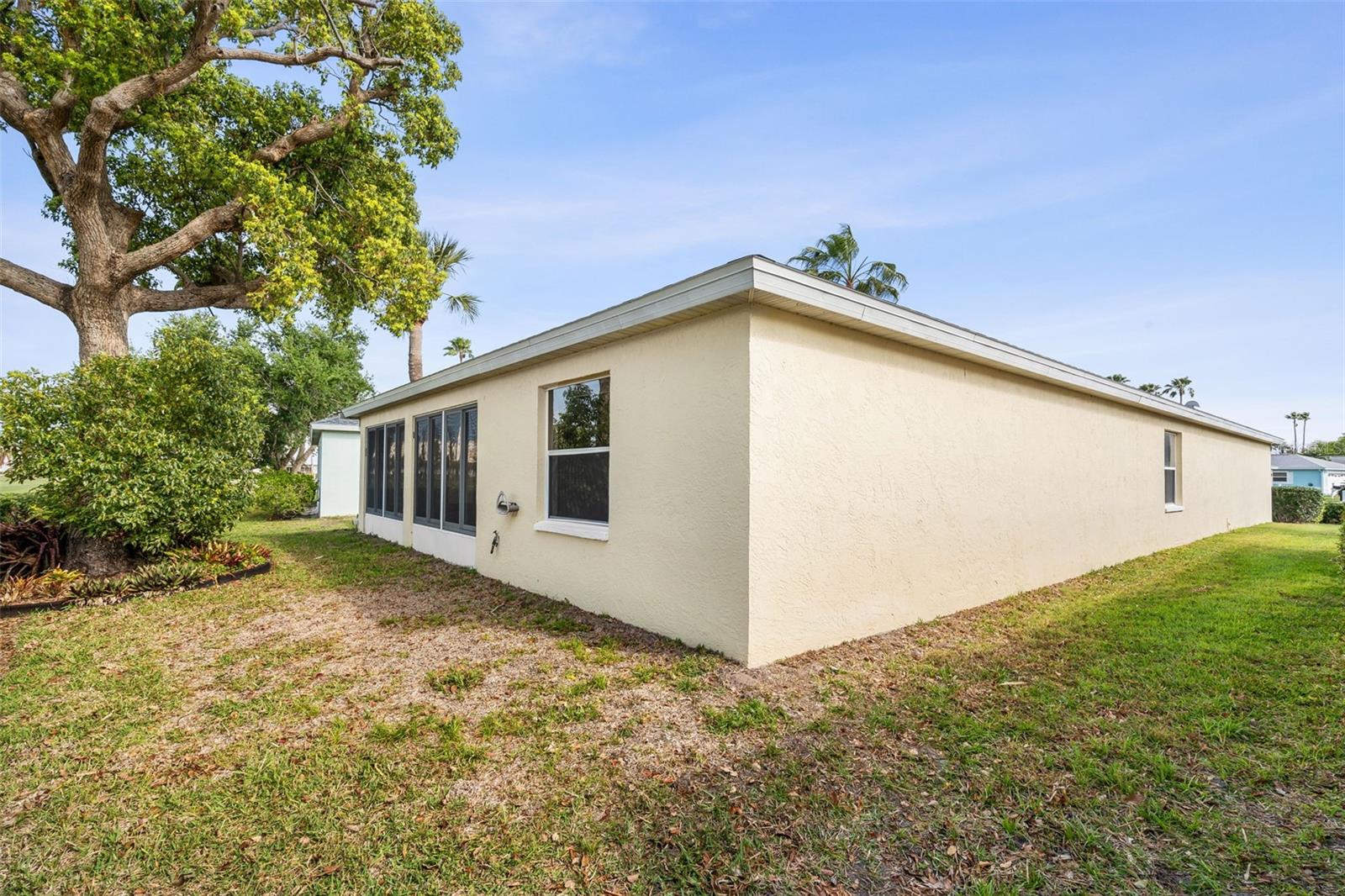 LANTANA VILLAS - Residential