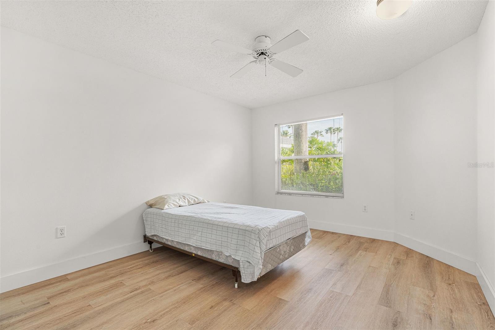 LANTANA VILLAS - Residential