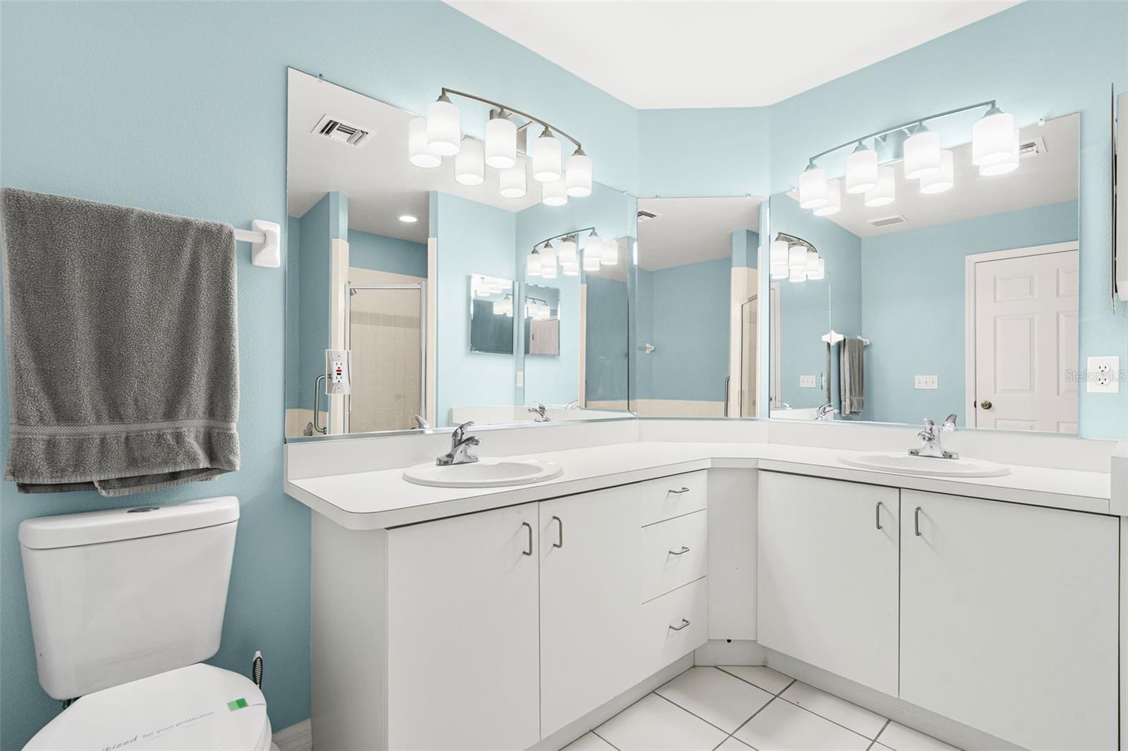 LANTANA VILLAS - Residential