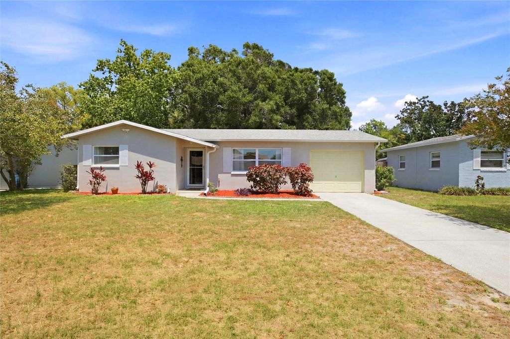 Photo of 29739 68th Street N, Clearwater, FL 33761 (MLS # A4696794)