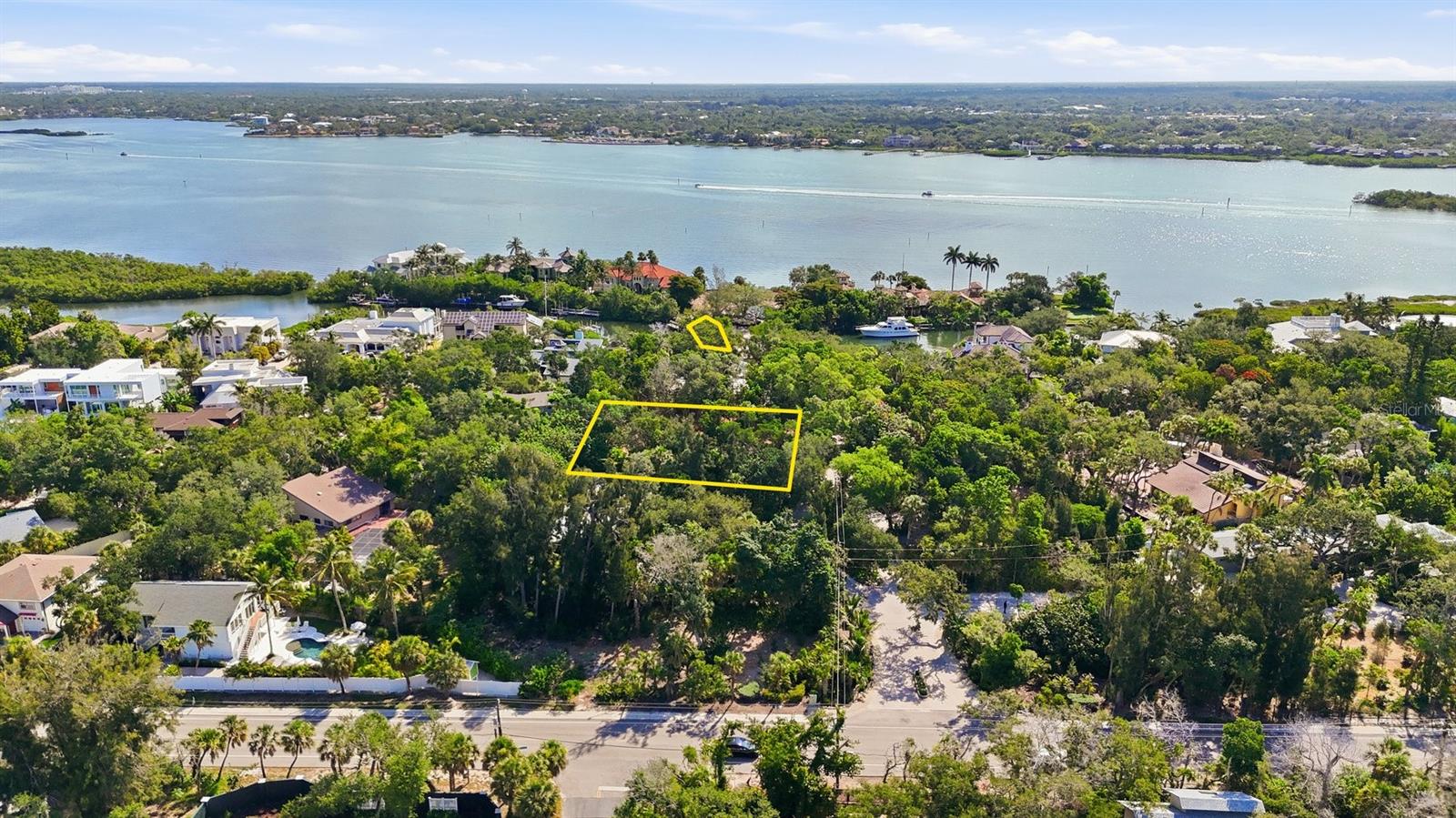 1325 HIDDEN HARBOR WAY