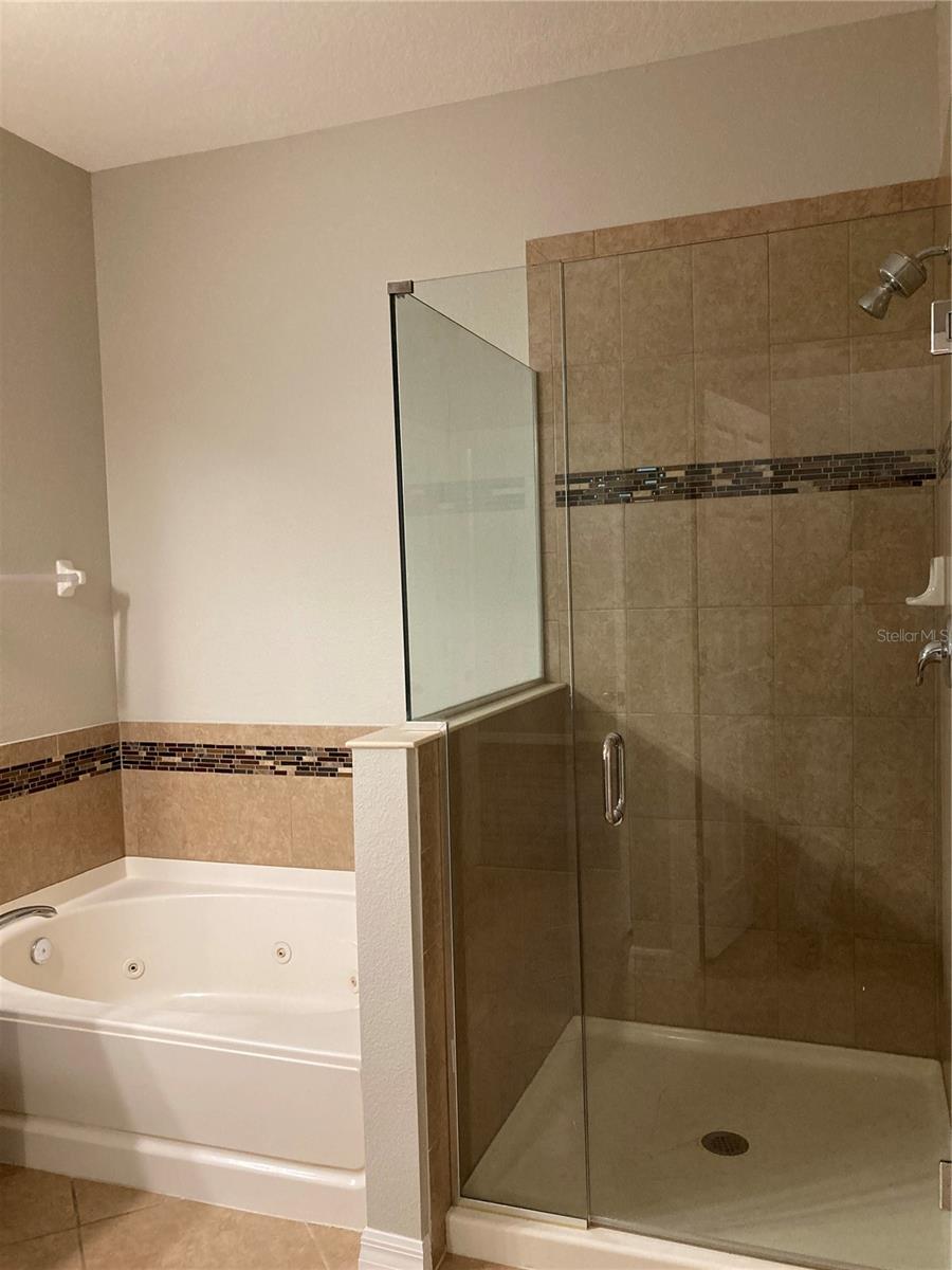 ARDMORE RESERVE - Residential